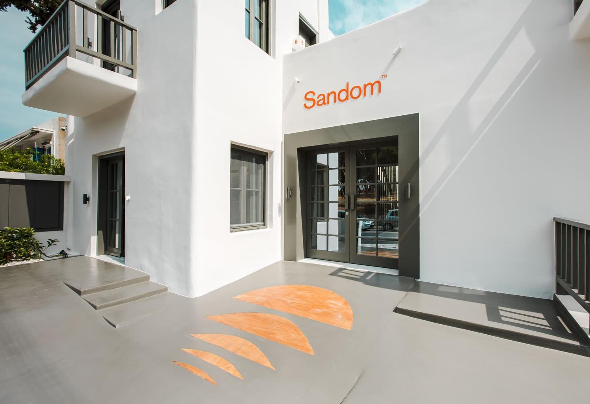 Sandom