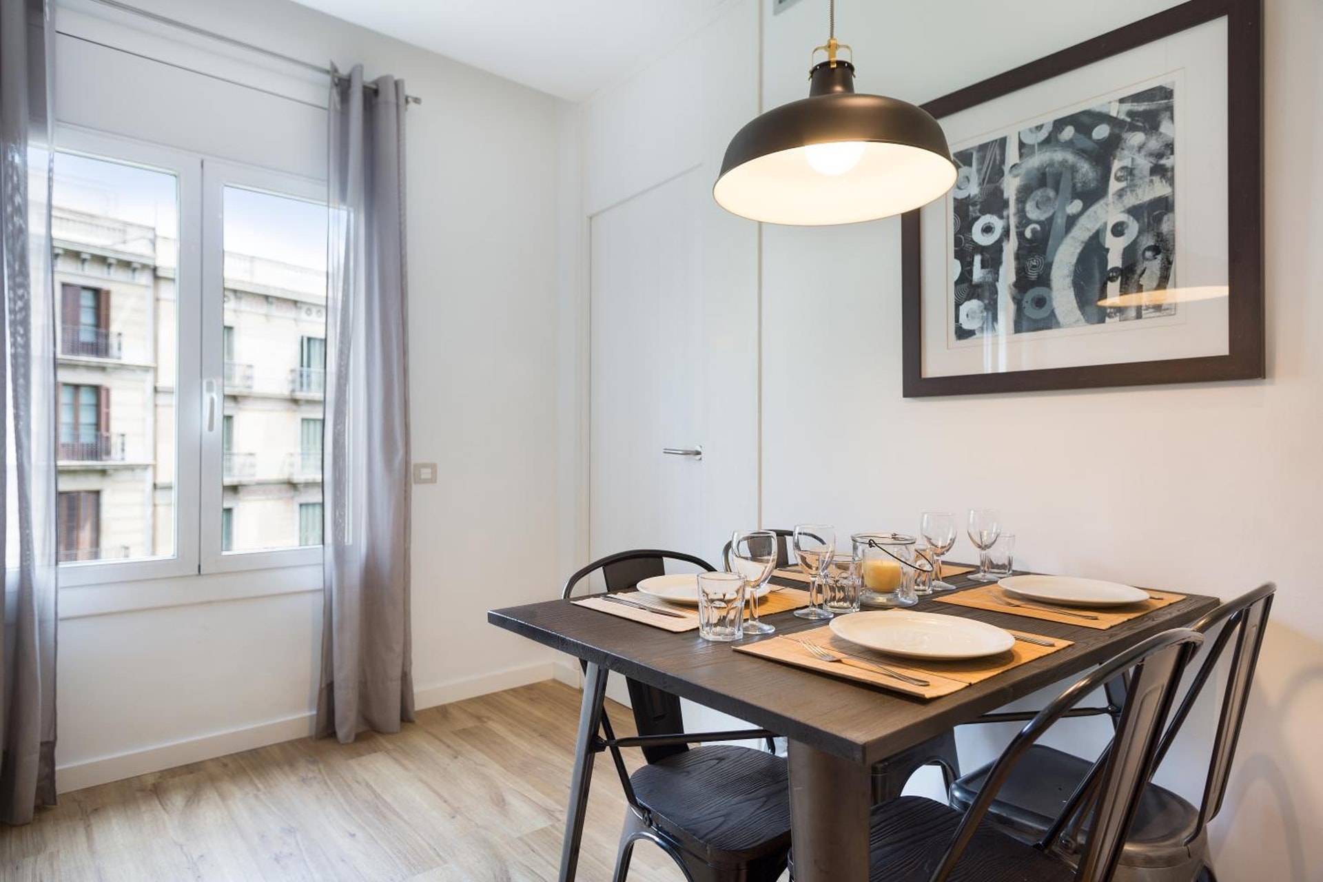 Amister Apartments