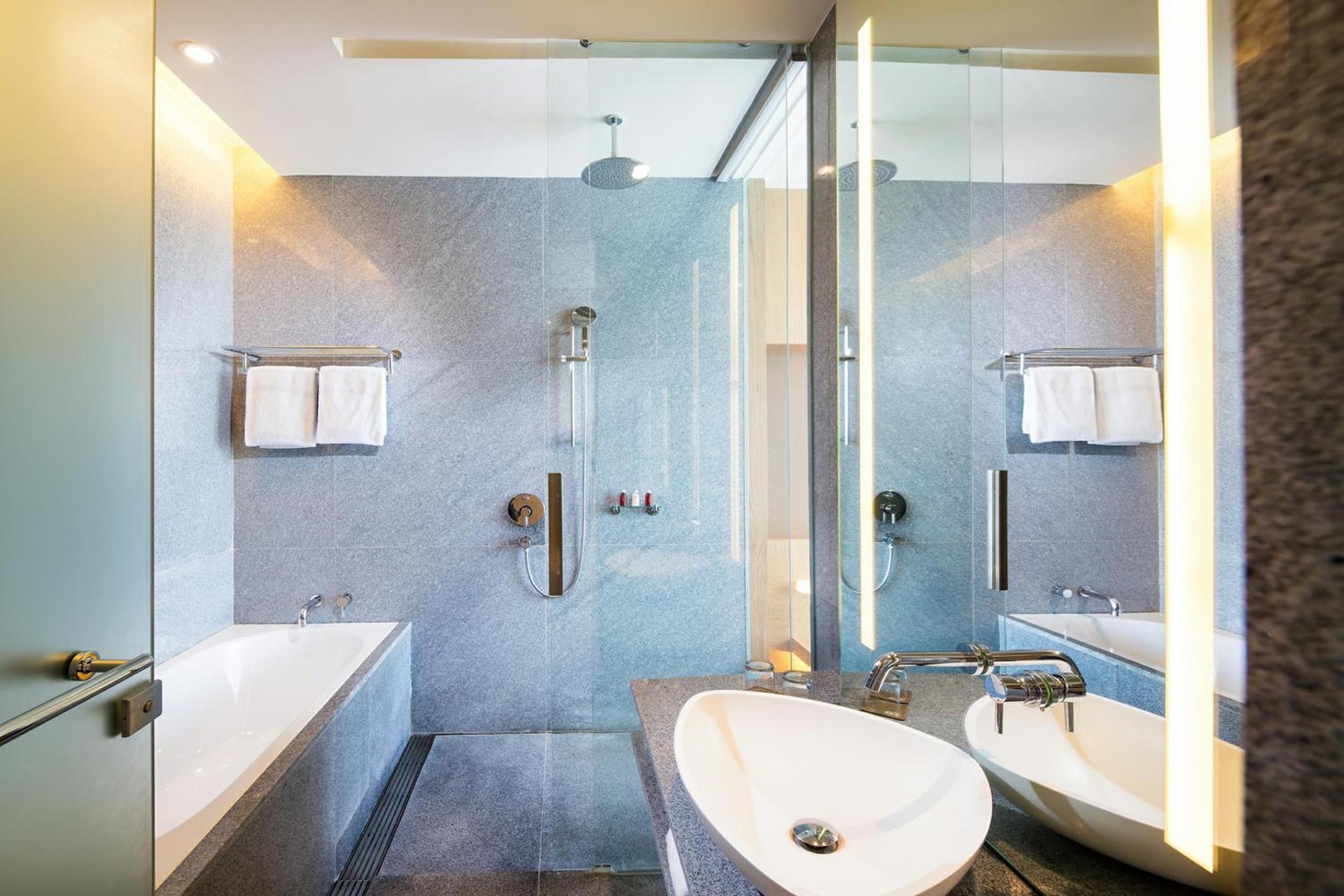 Oasia Hotel Novena, Singapore by Far East Hospitality