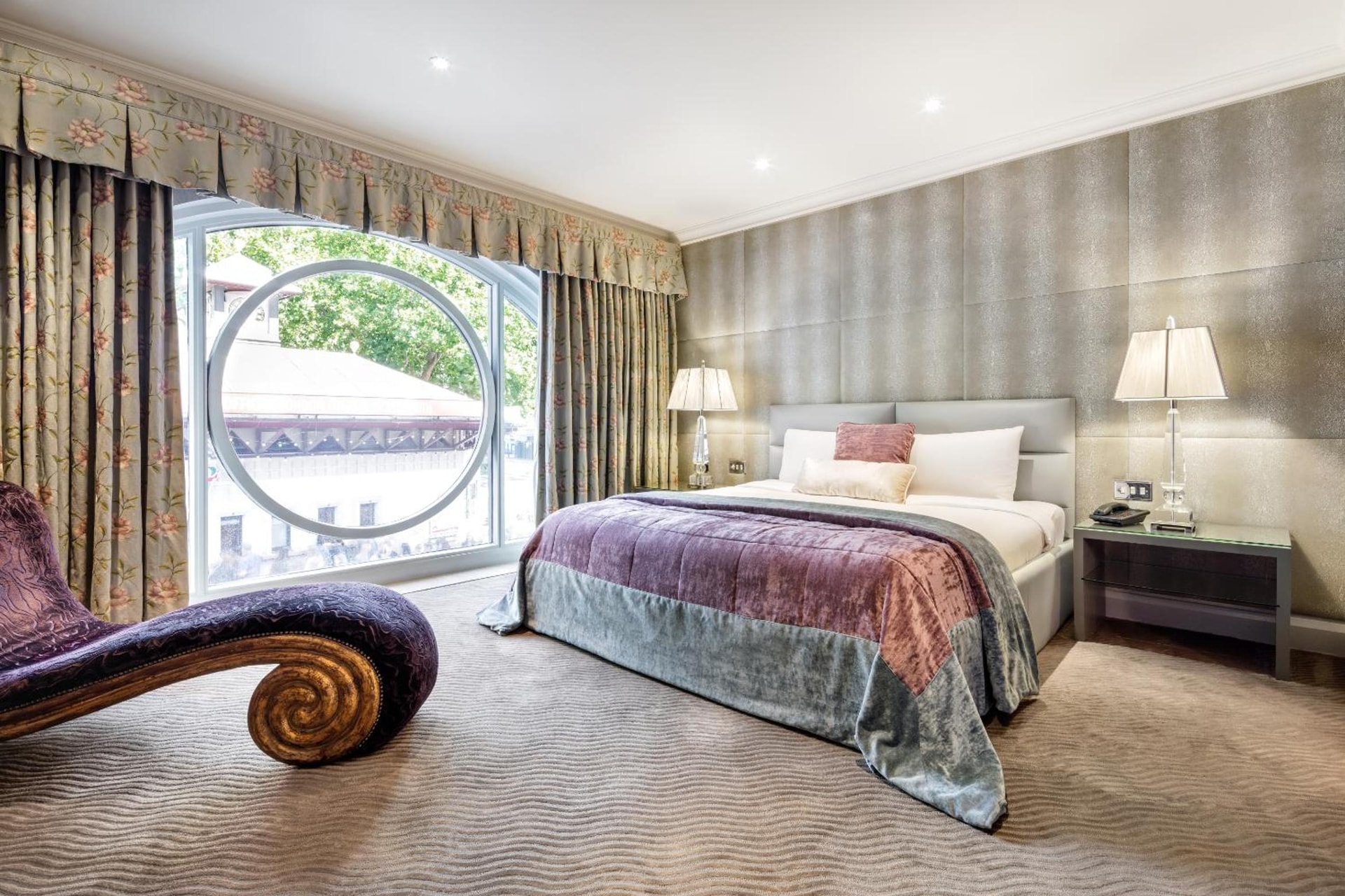 Radisson Blu Hotel, London Leicester Square