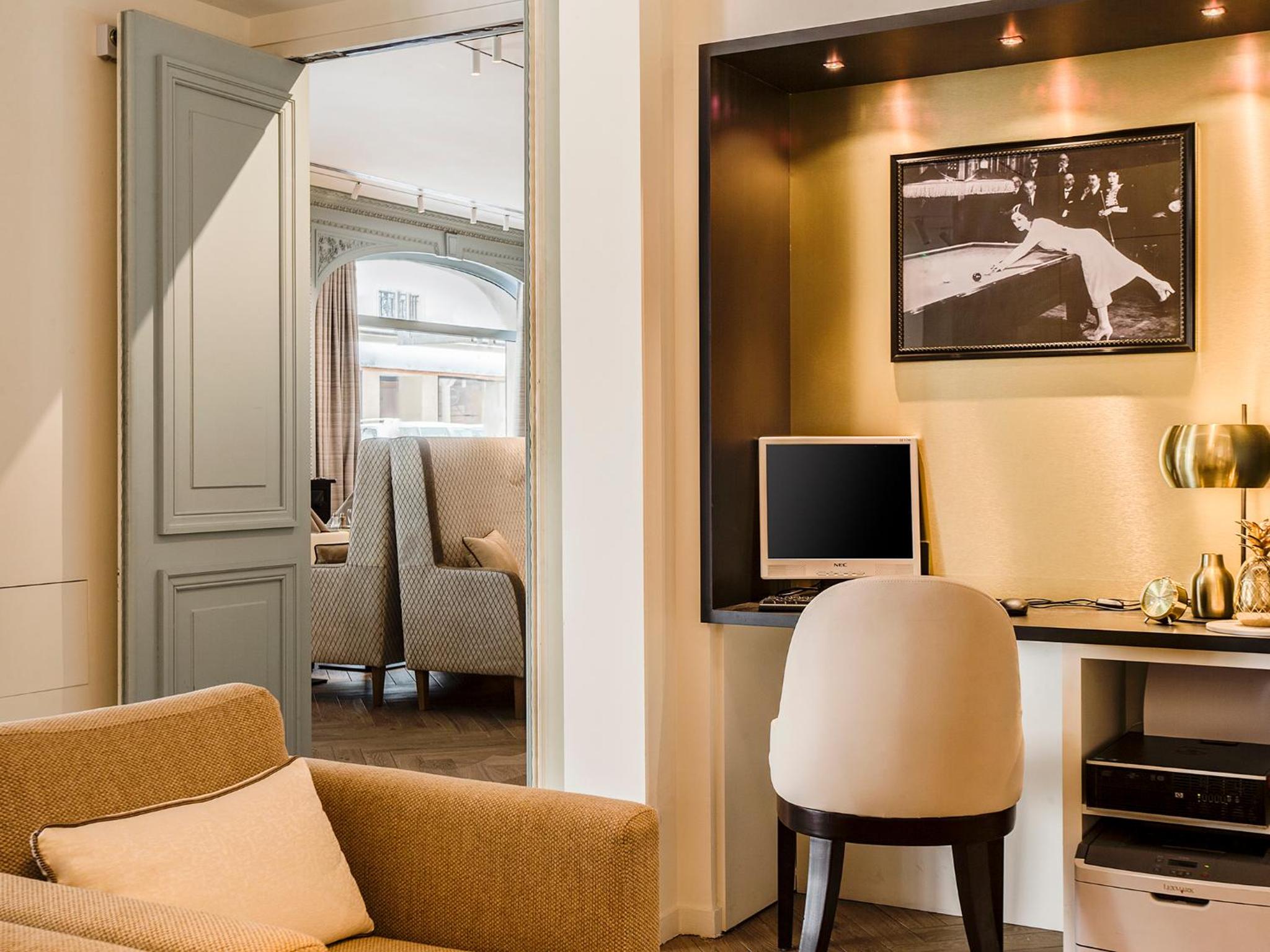 Hotel Royal Saint Honore Paris Louvre