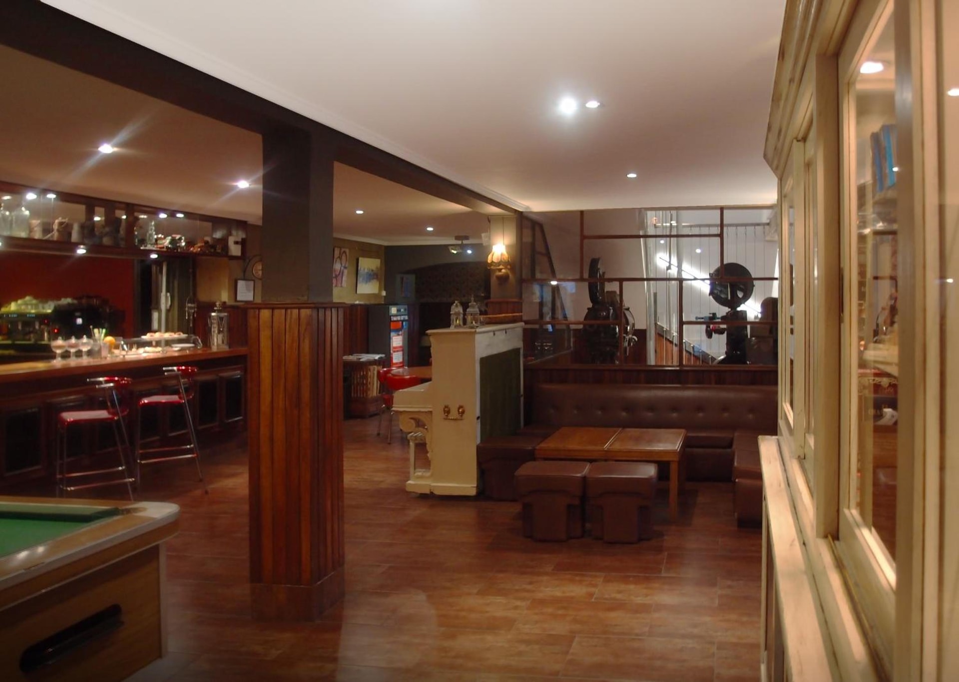 lounge