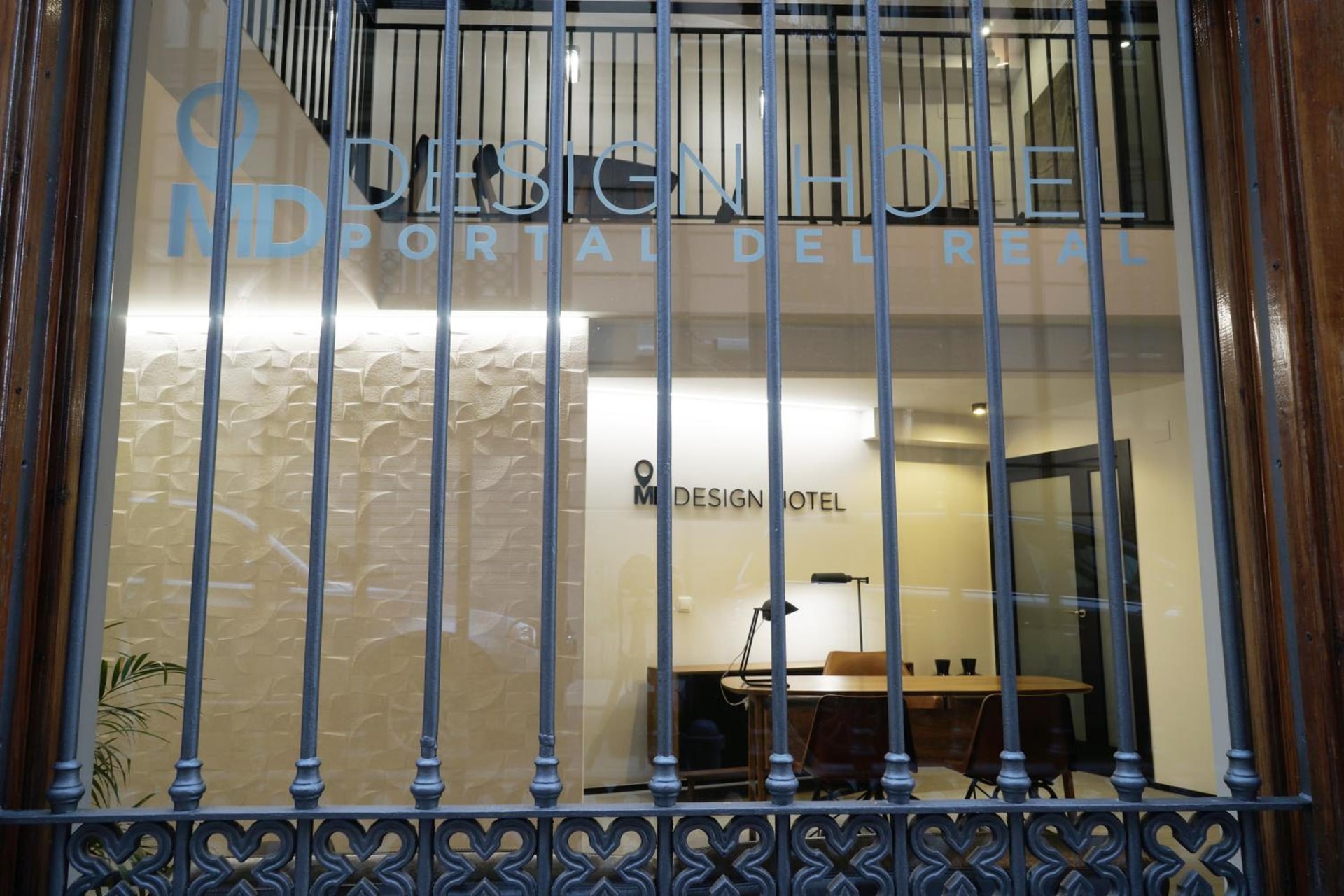 MD Design Hotel - Portal del Real