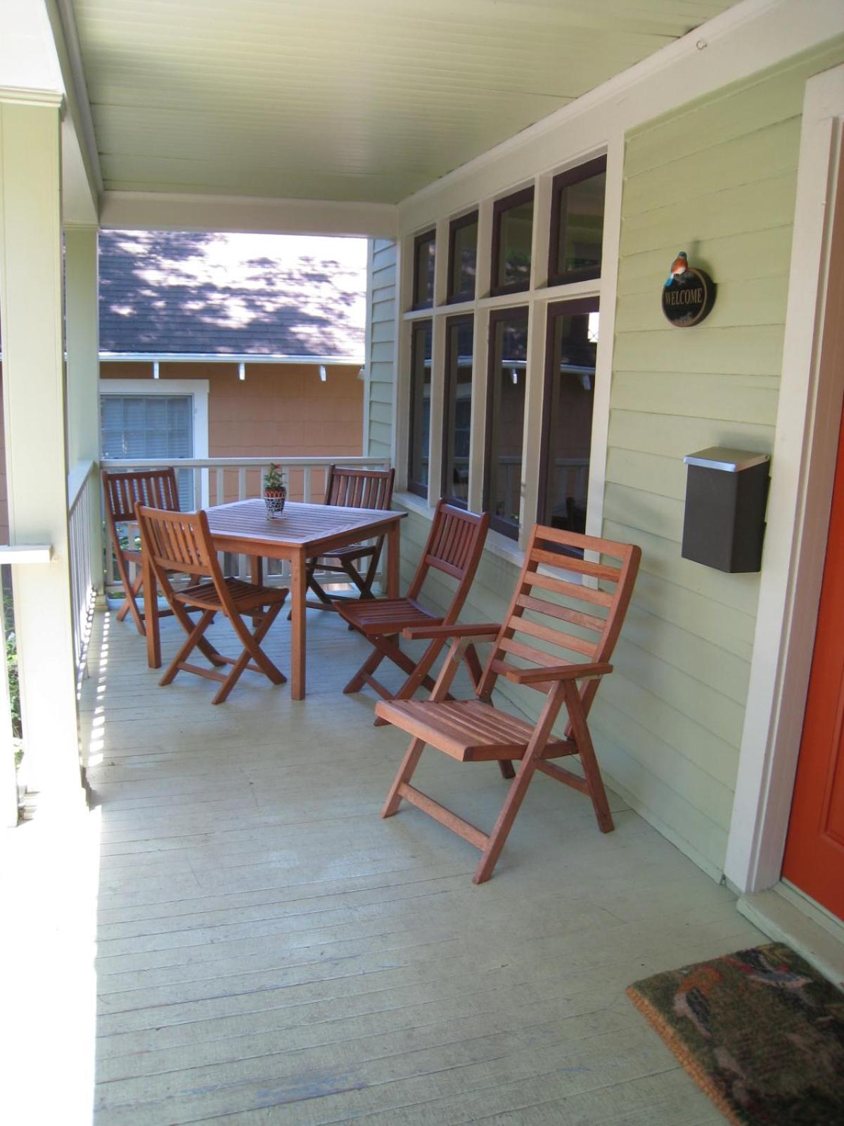 Bluebird Guesthouse