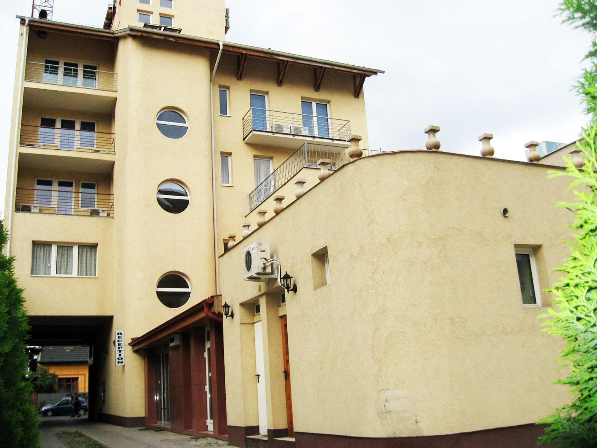 Chesscom Hotel
