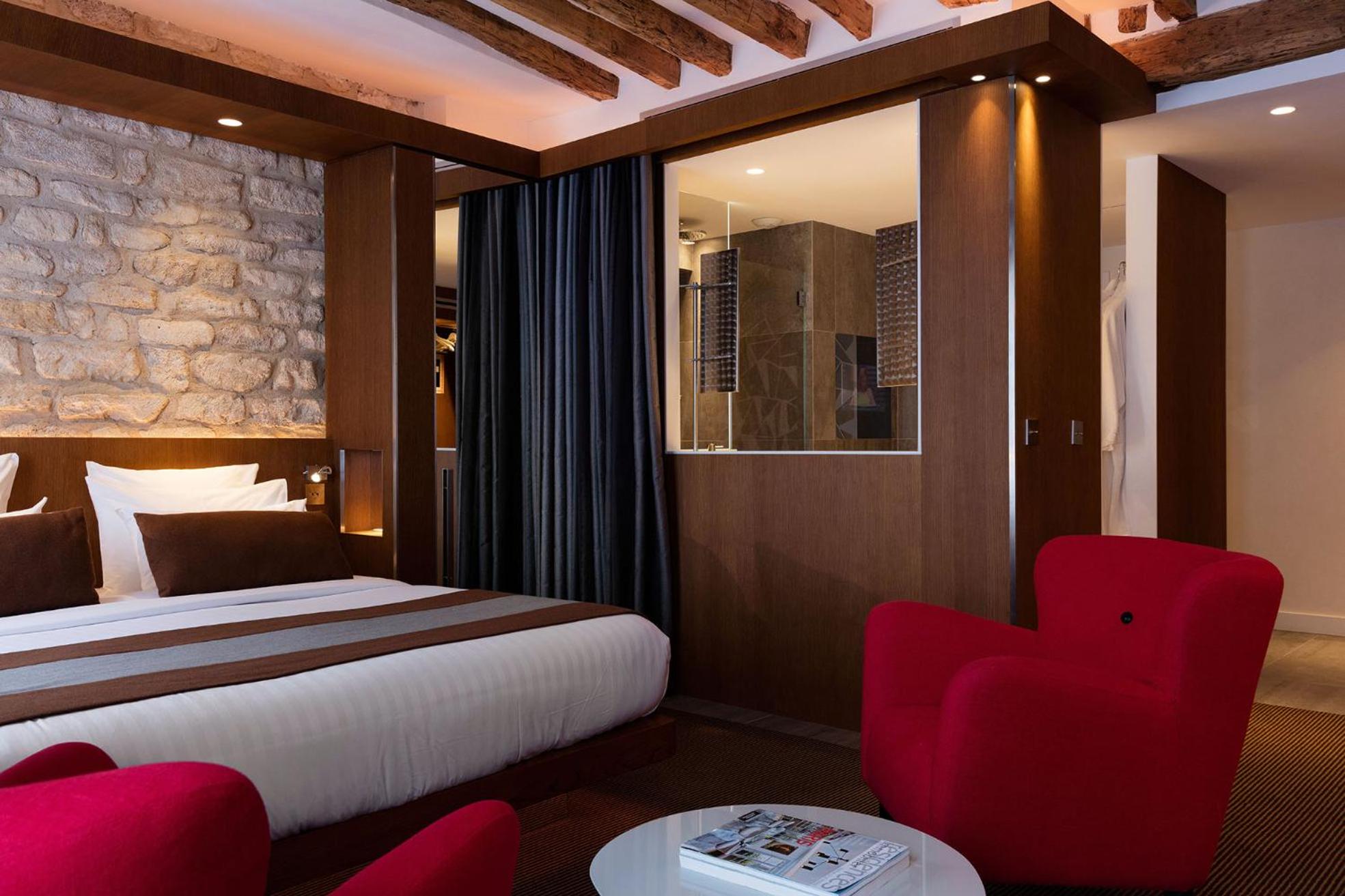 Select Hotel
