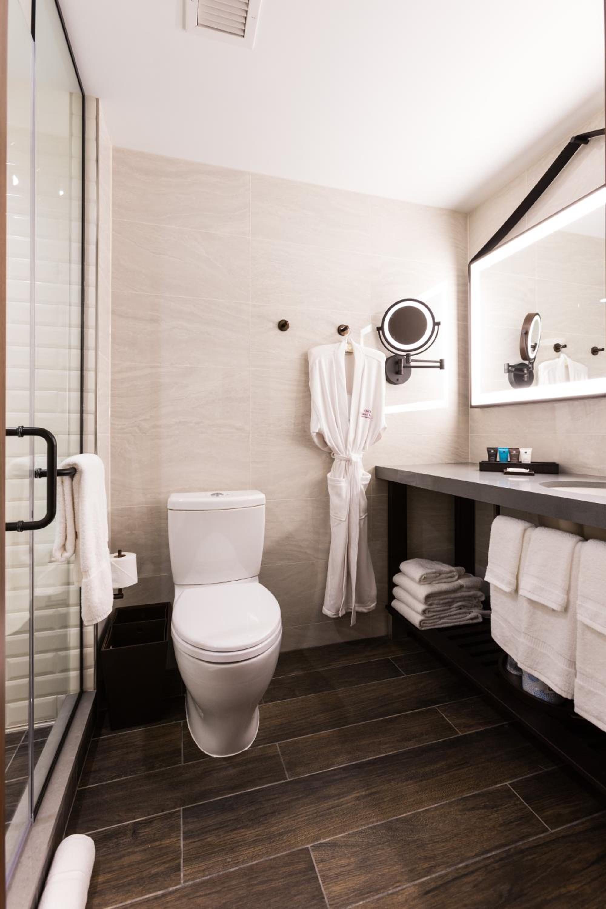 Crowne Plaza HY36 Midtown Manhattan by IHG