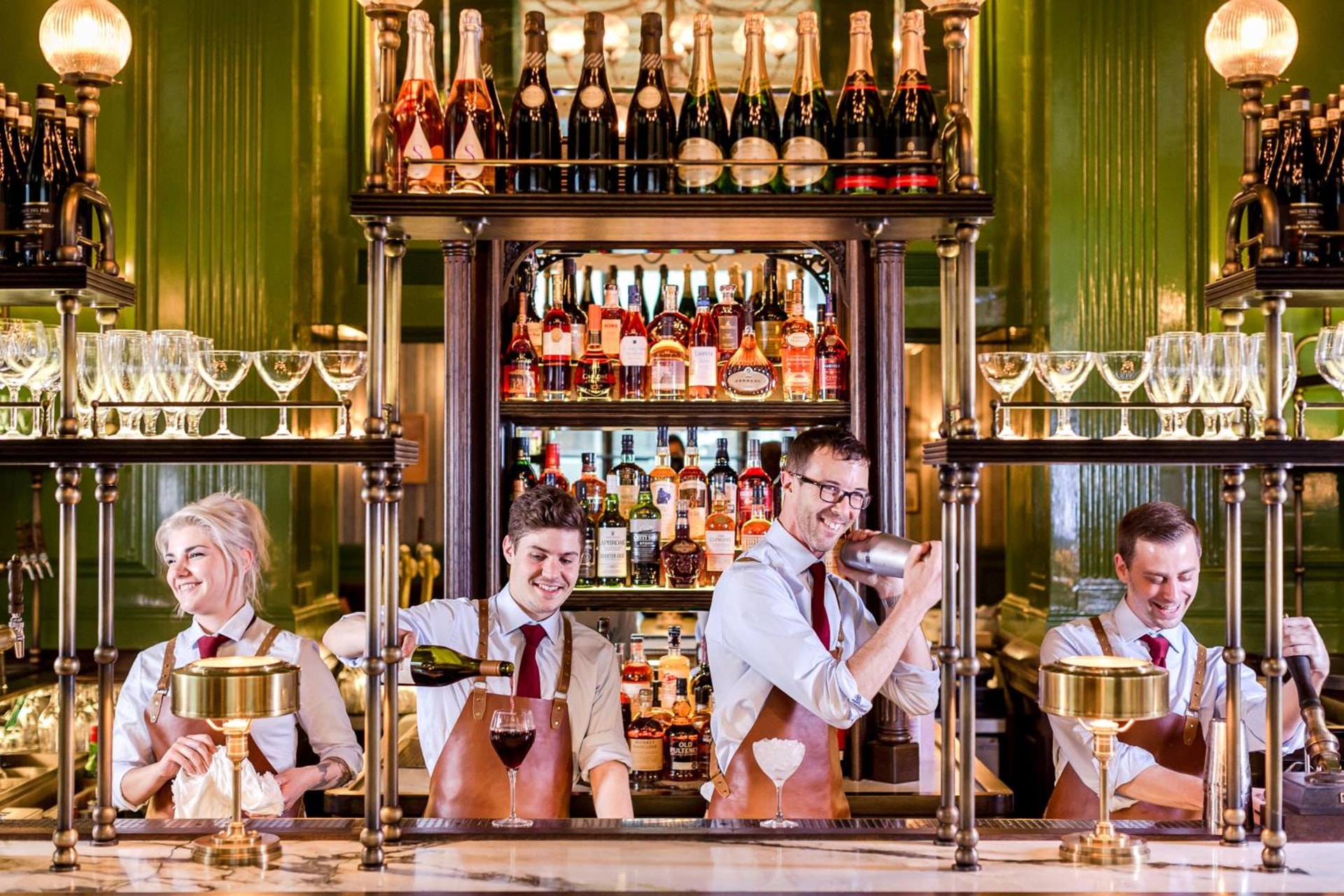 bar
