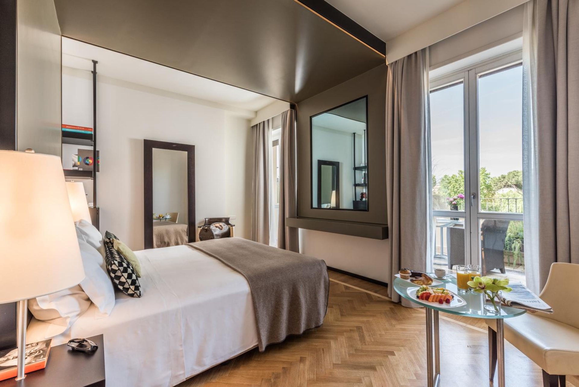 hotel room