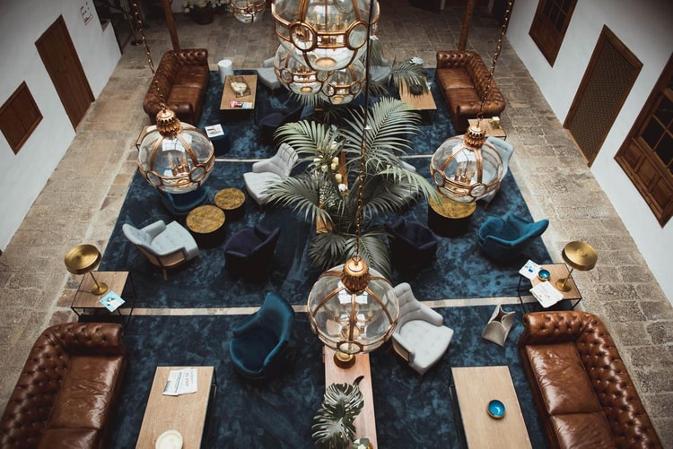 lounge
