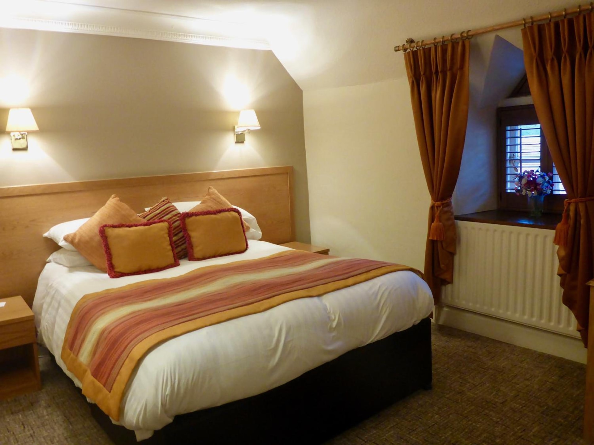 Royal Oak Hotel