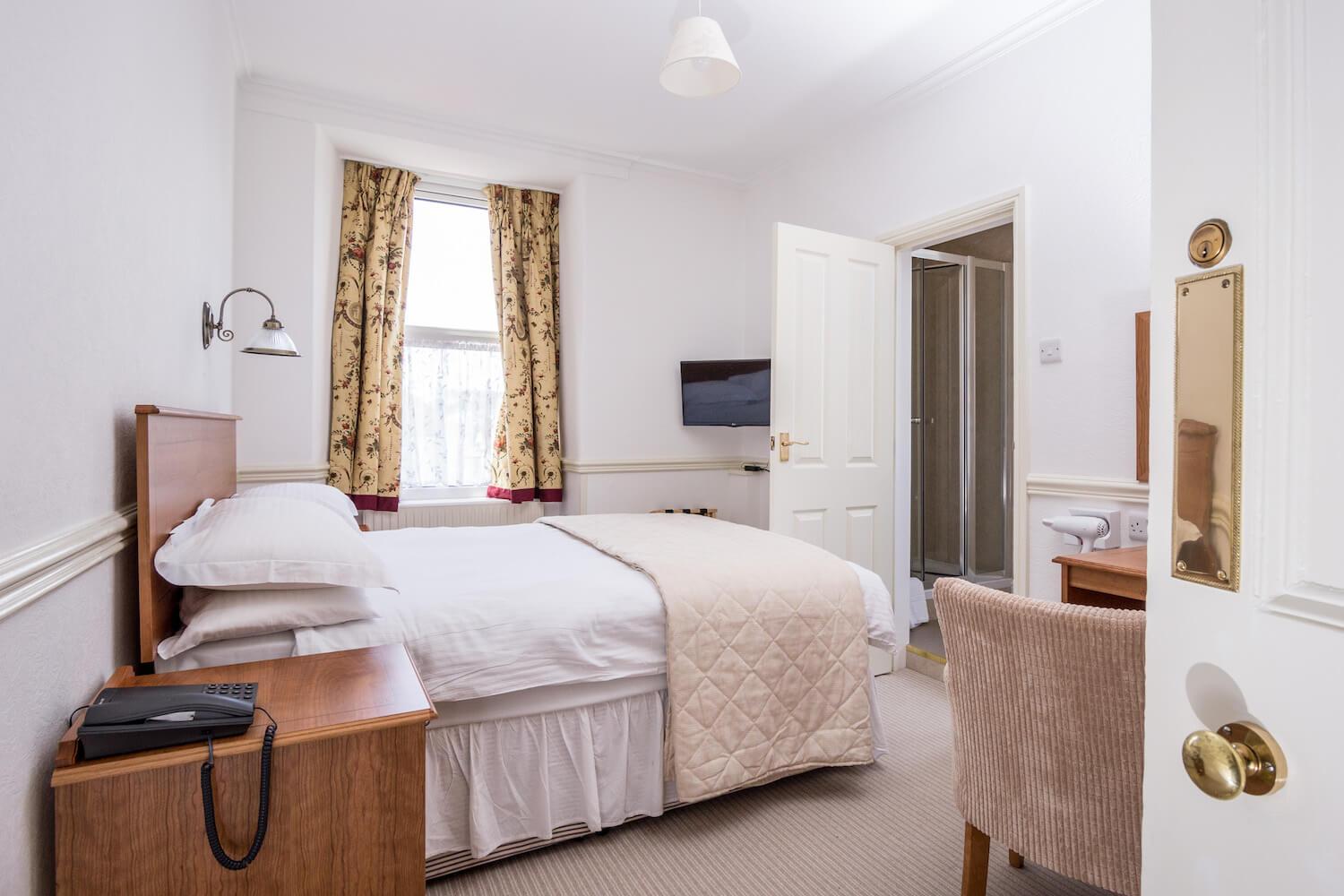 The Queens Hotel