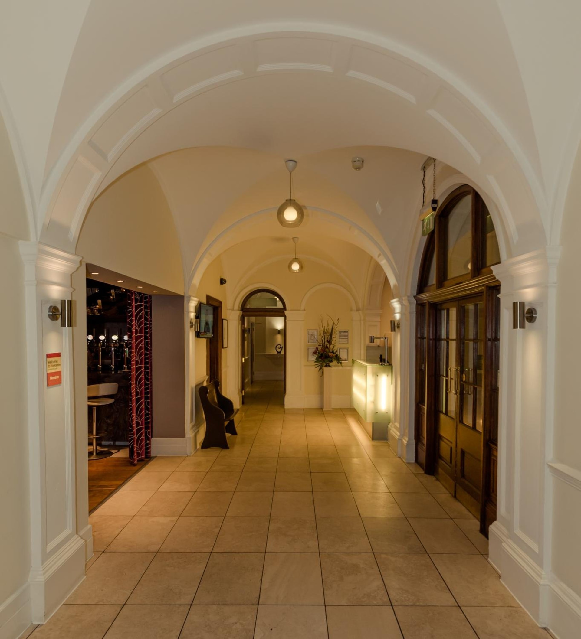Leopold Hotel