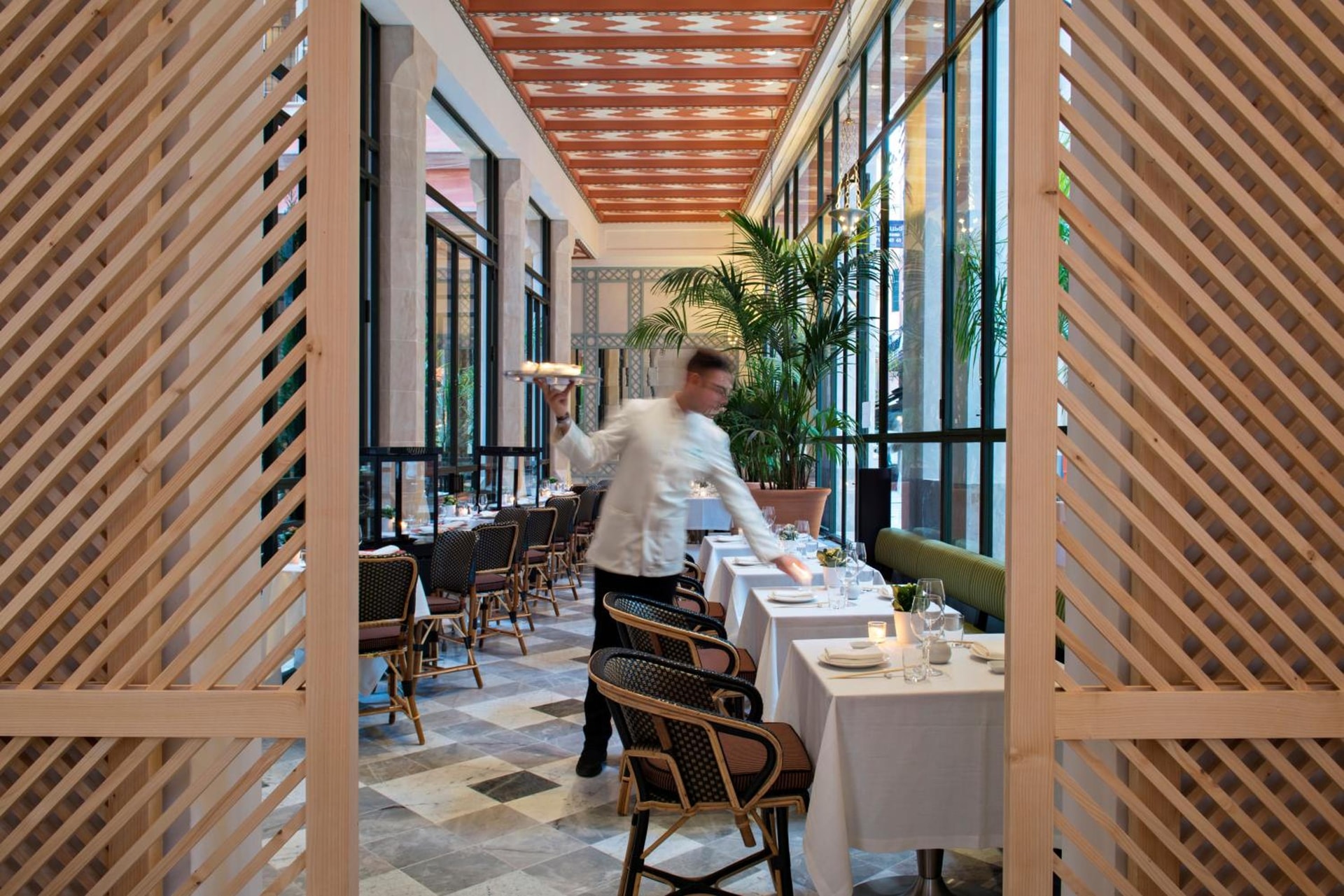 dining