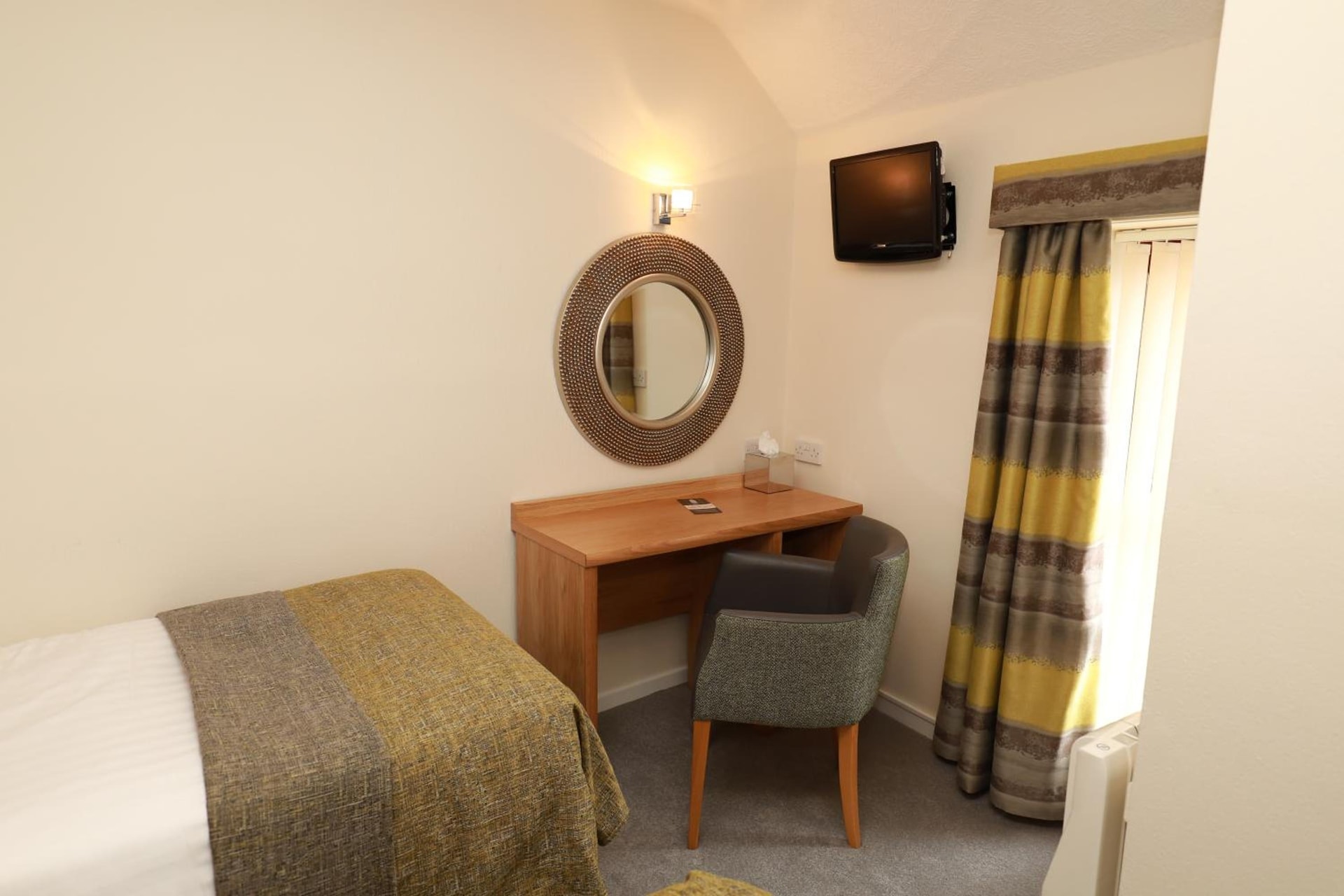 The Famous Star Hotel Moffat