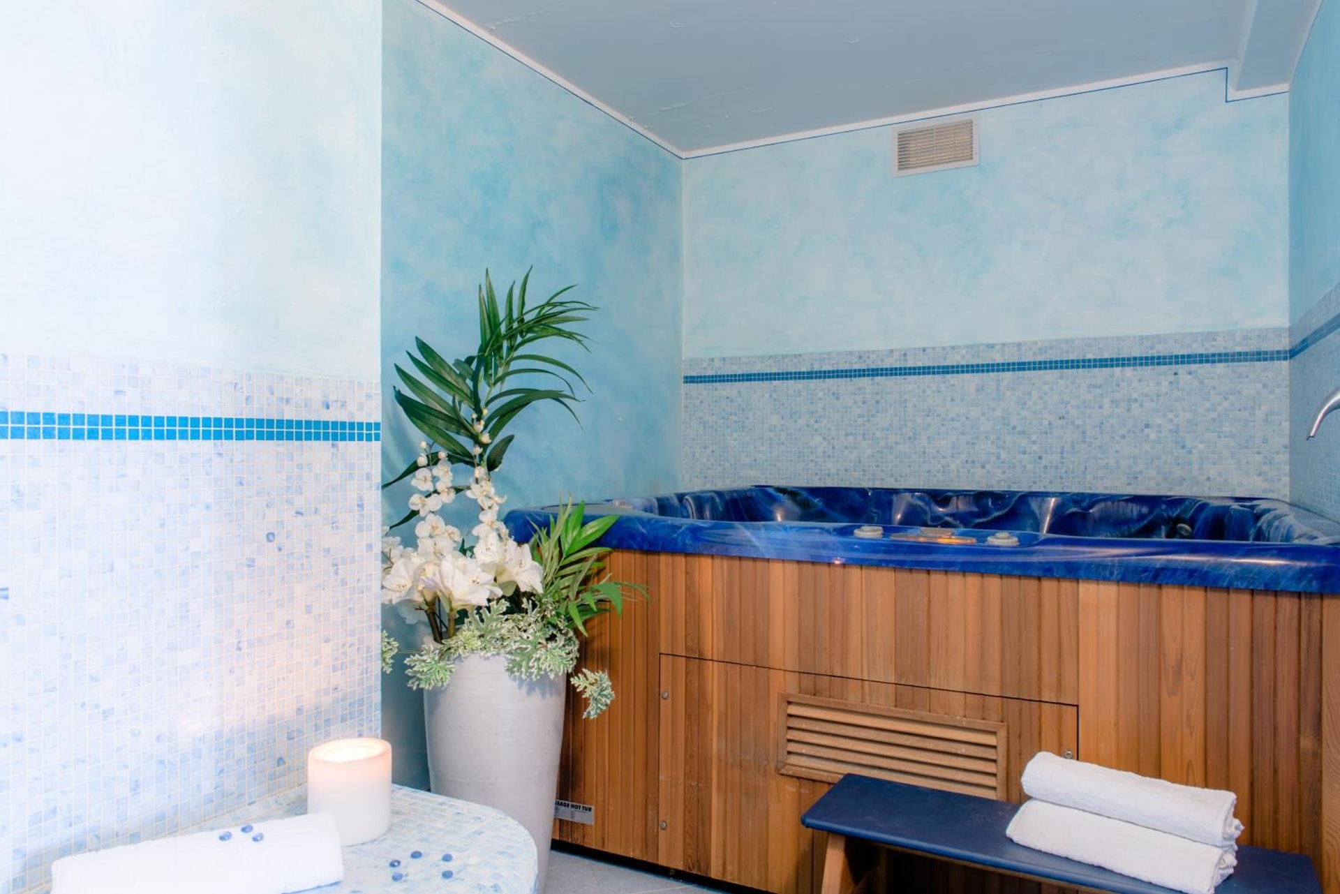 Village Hotel Lucia