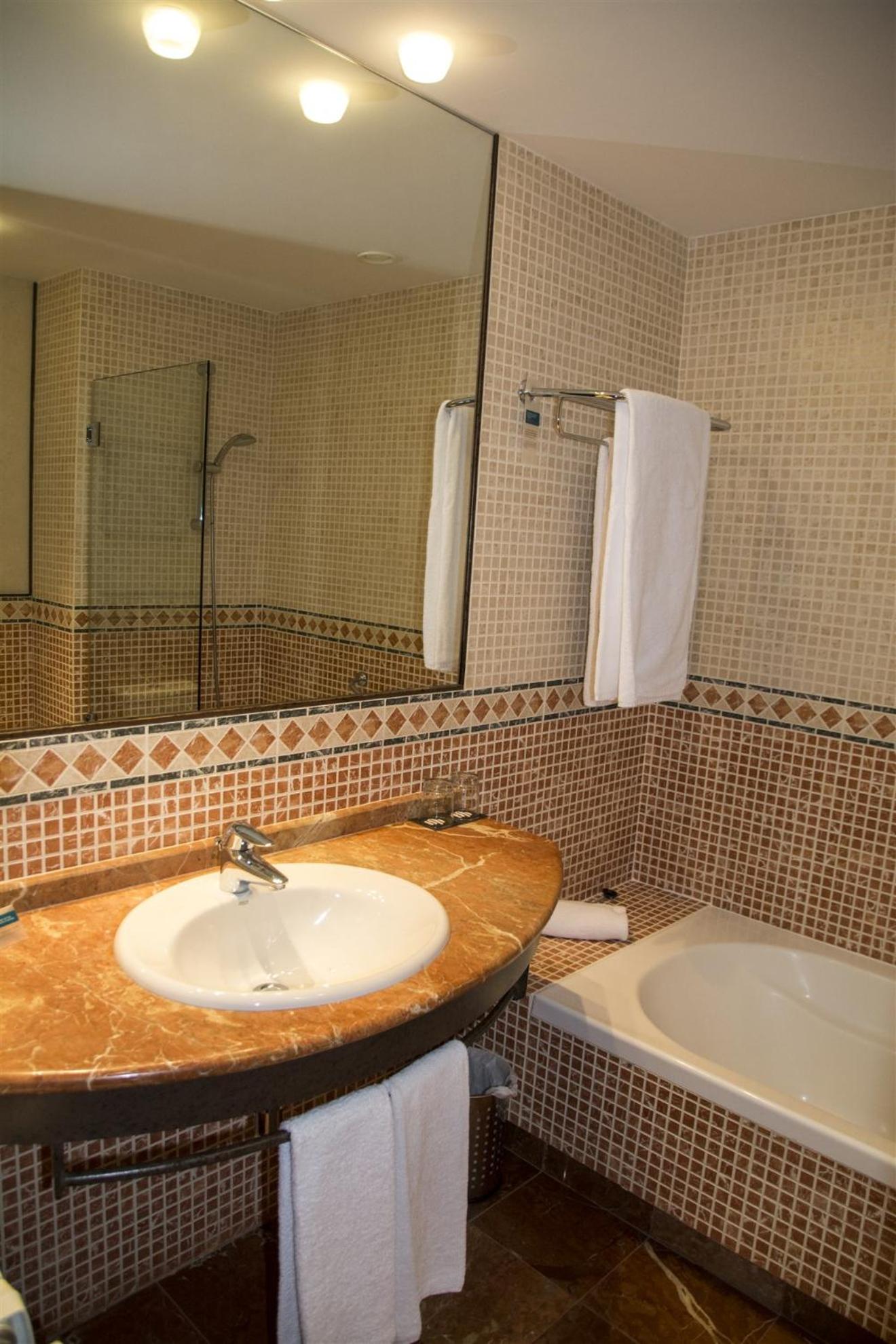 Hotel Nuevo Portil Golf