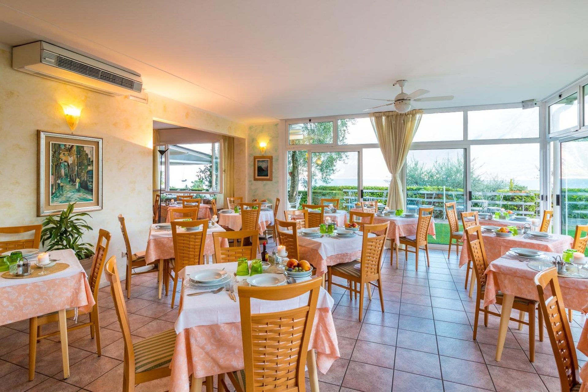 Hotel Riviera Panoramic Green Resort