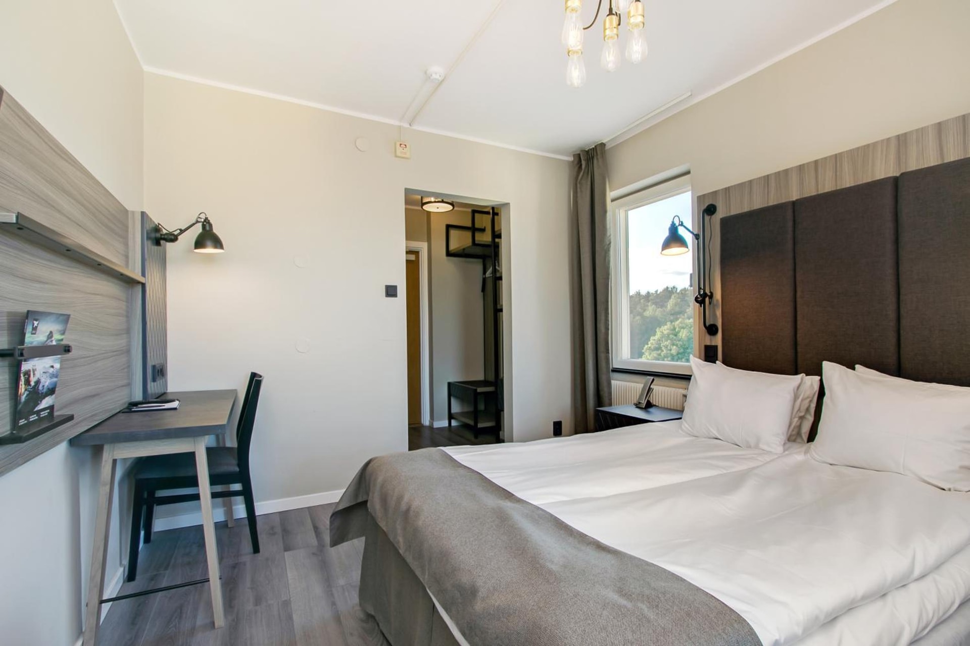 First Hotel Brommaplan
