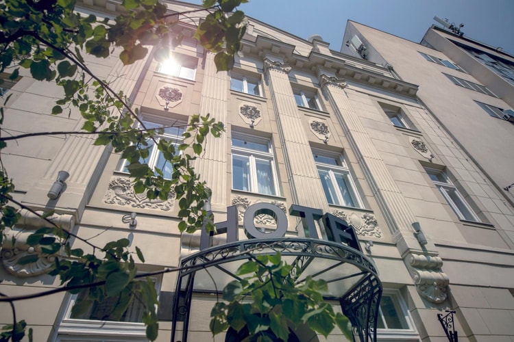 hotel image 0