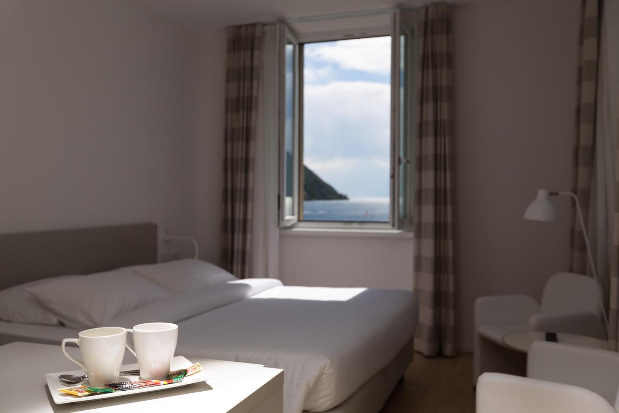Hotel Lago Di Garda