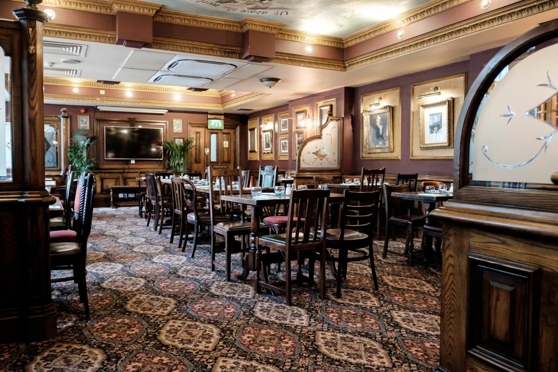 restaurant