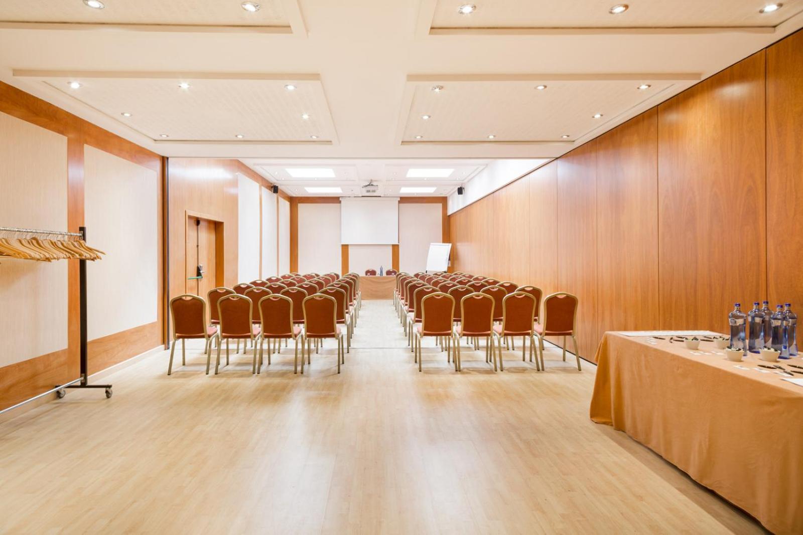 meeting & event spaces