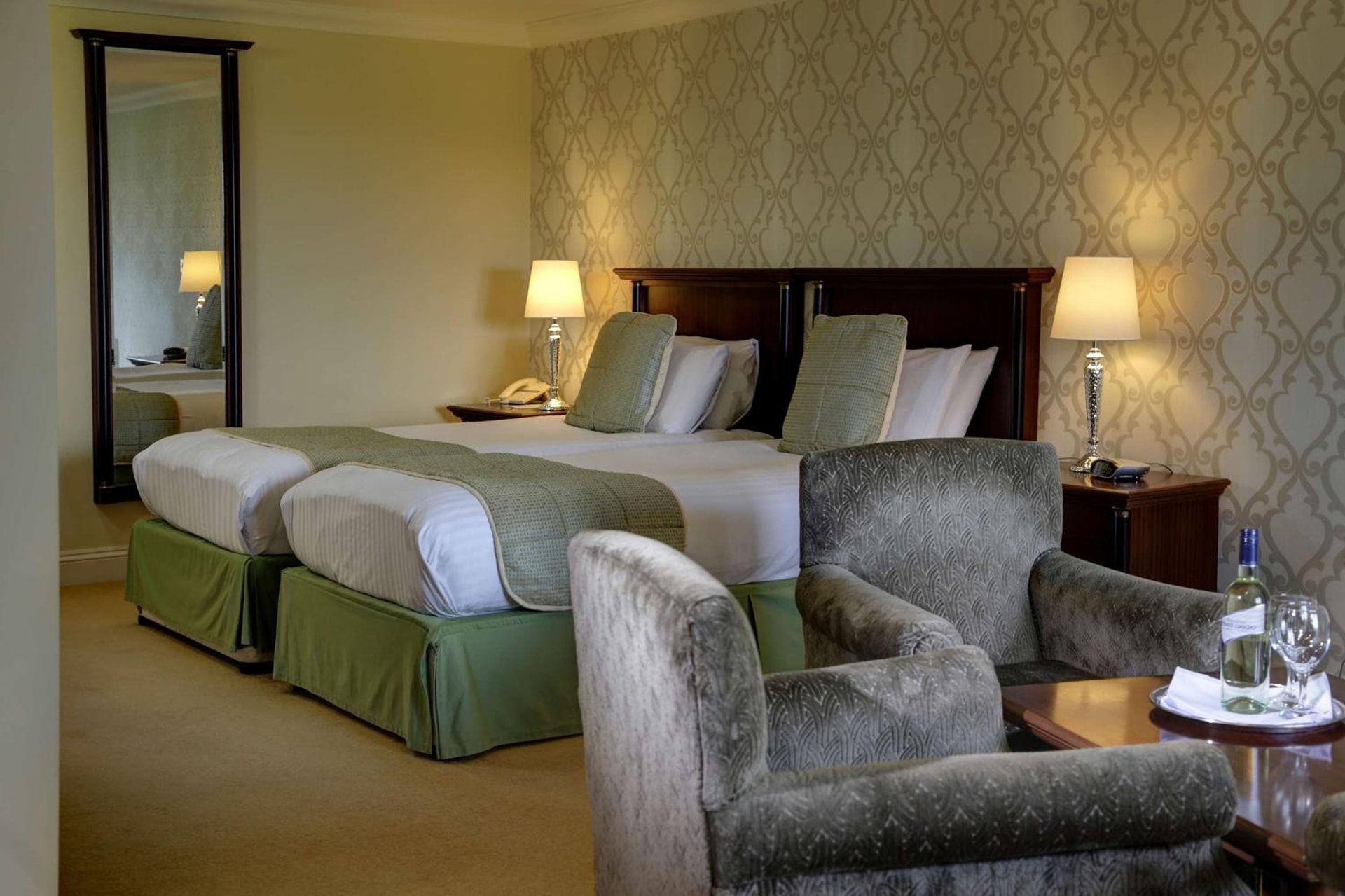 Knights Hill Hotel & Spa