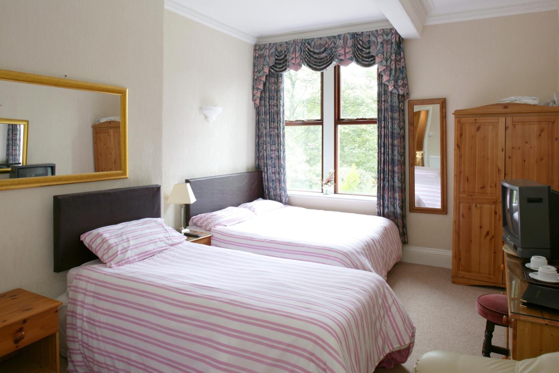 Ilkley Riverside Hotel