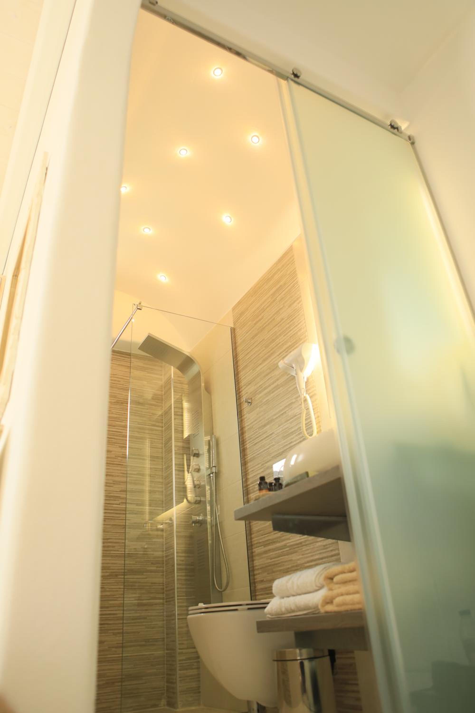Theasis Luxury Suites