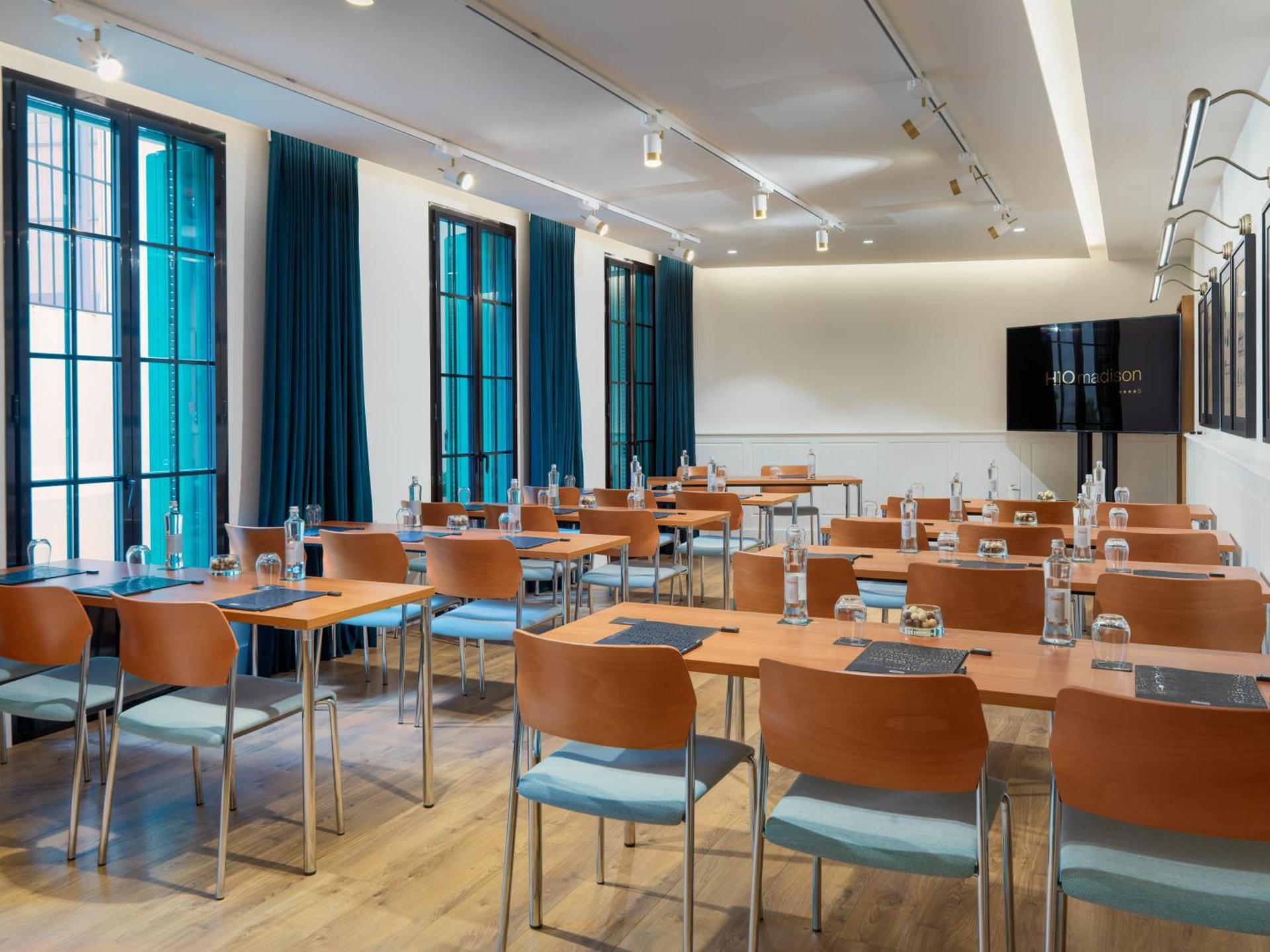 meeting & event spaces