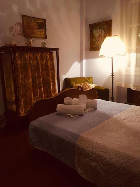 Athens Quinta