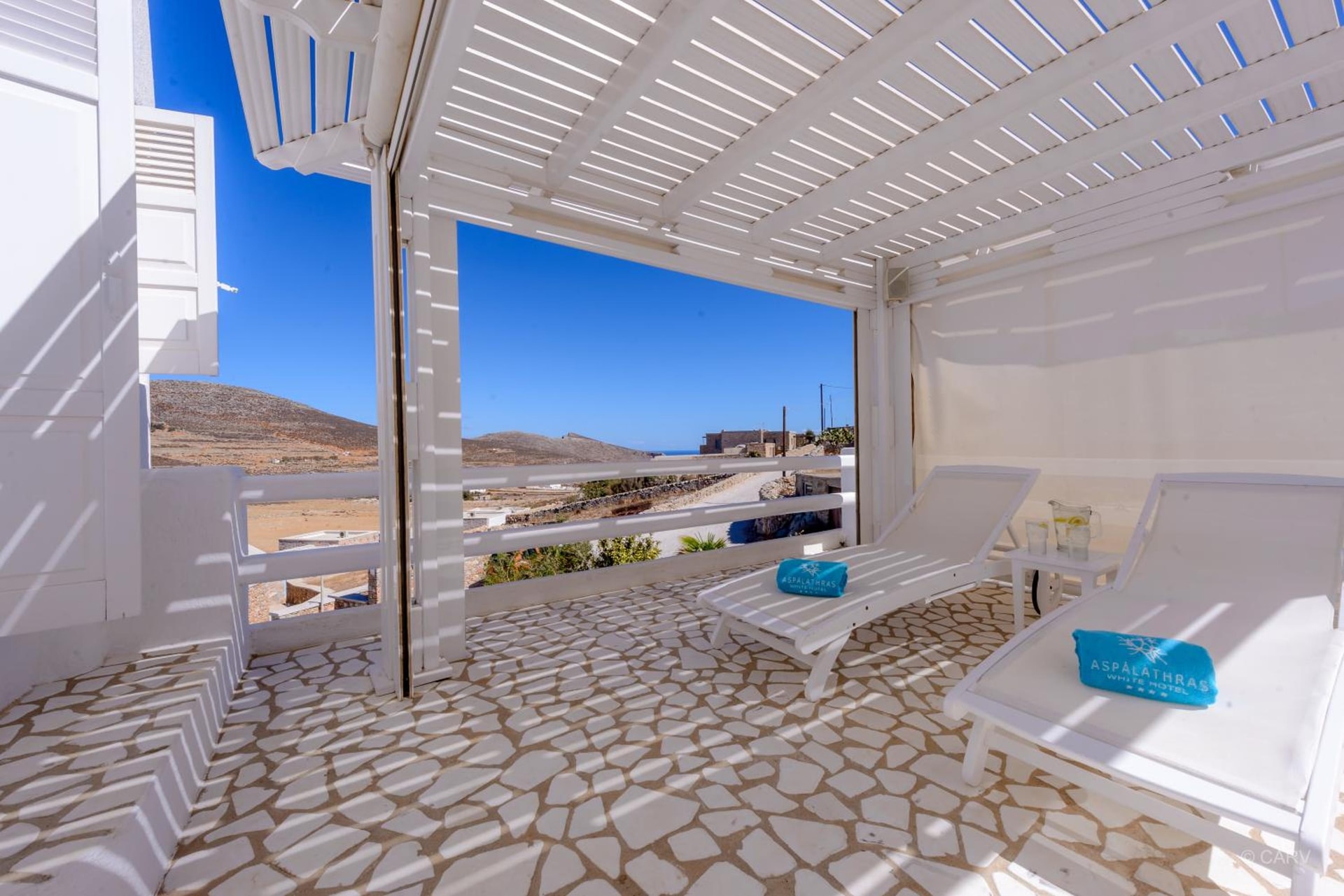 Aspalathras White Hotel