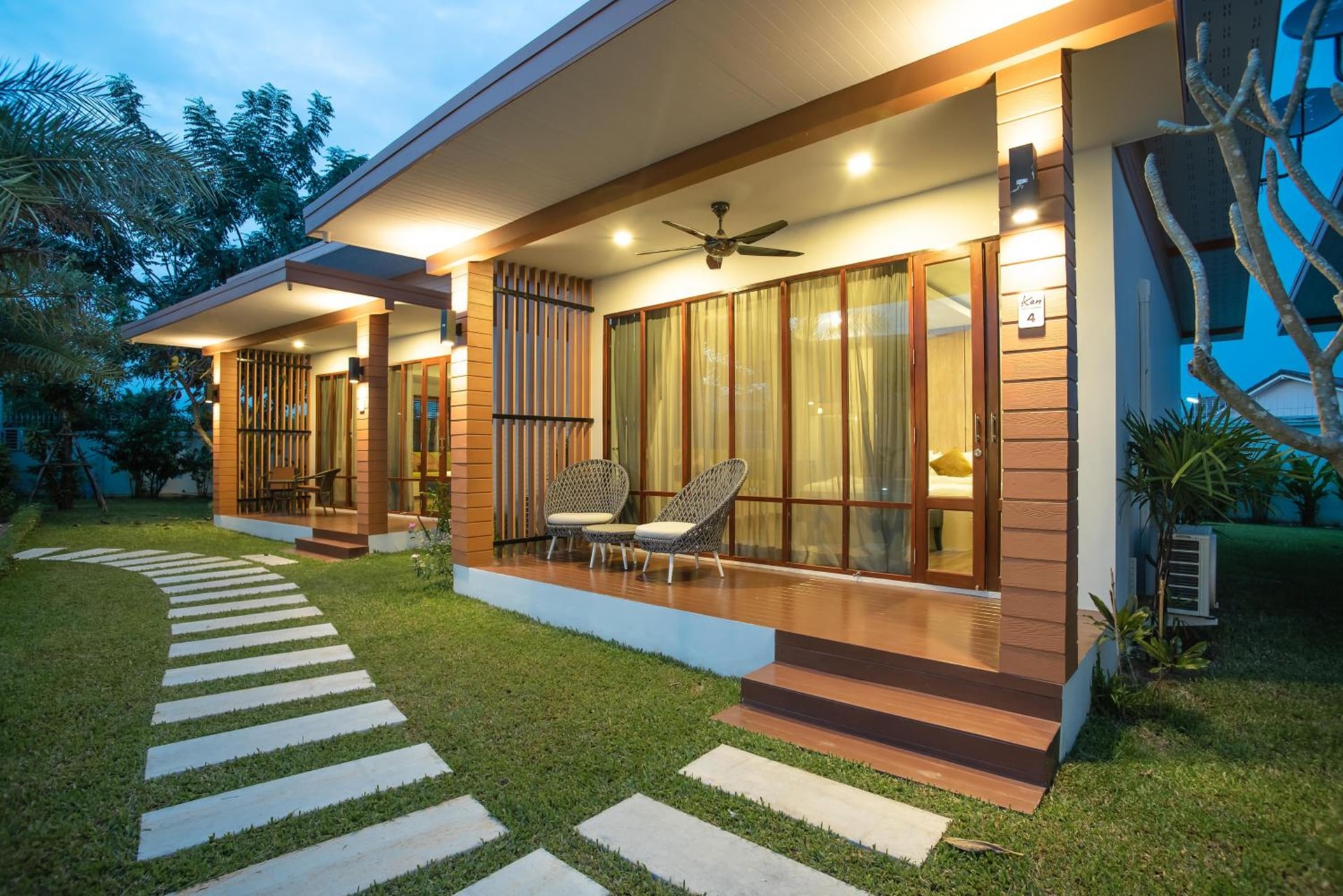 Kan & Kan Luxury Pool Villa Hua Hin with all bathtub