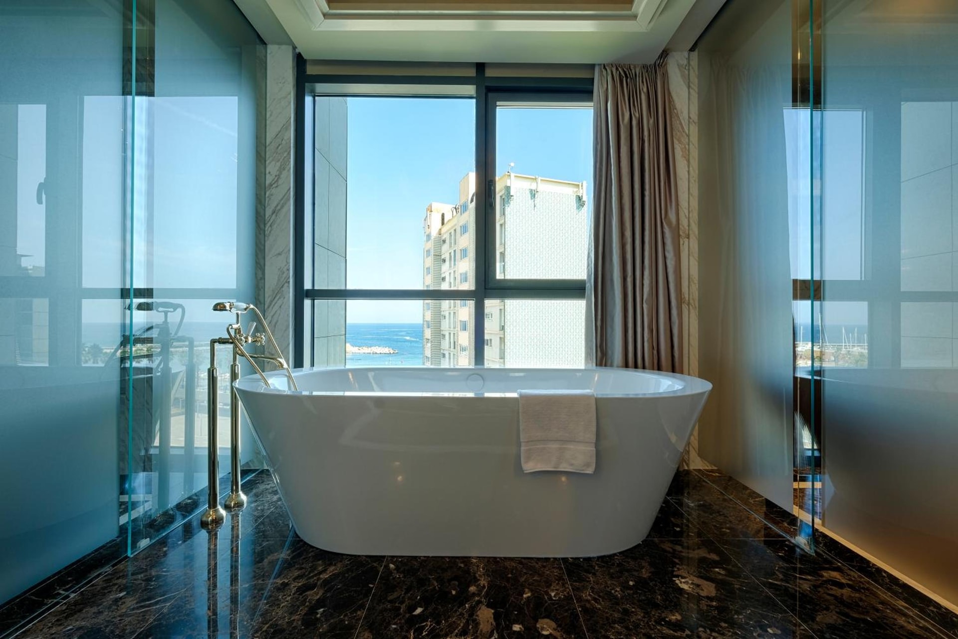 Sofitel Barcelona Skipper