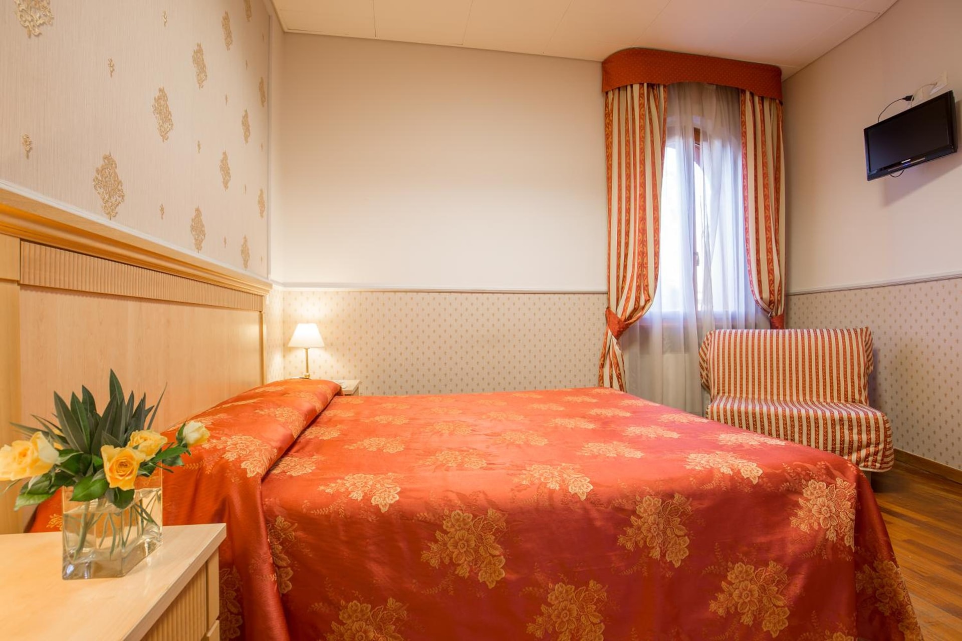 Hotel Arco Di Travertino
