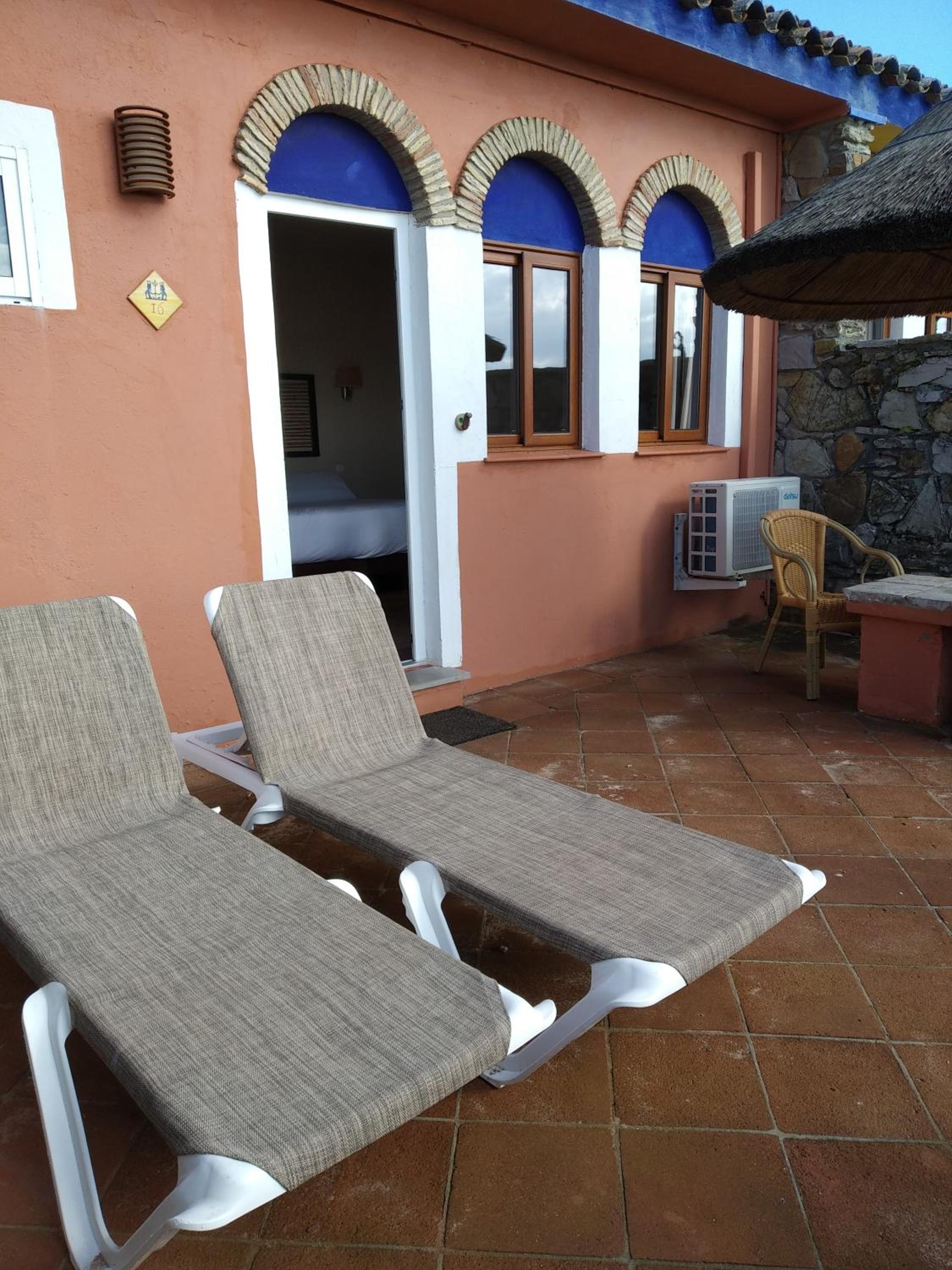 Beach Hotel Dos Mares