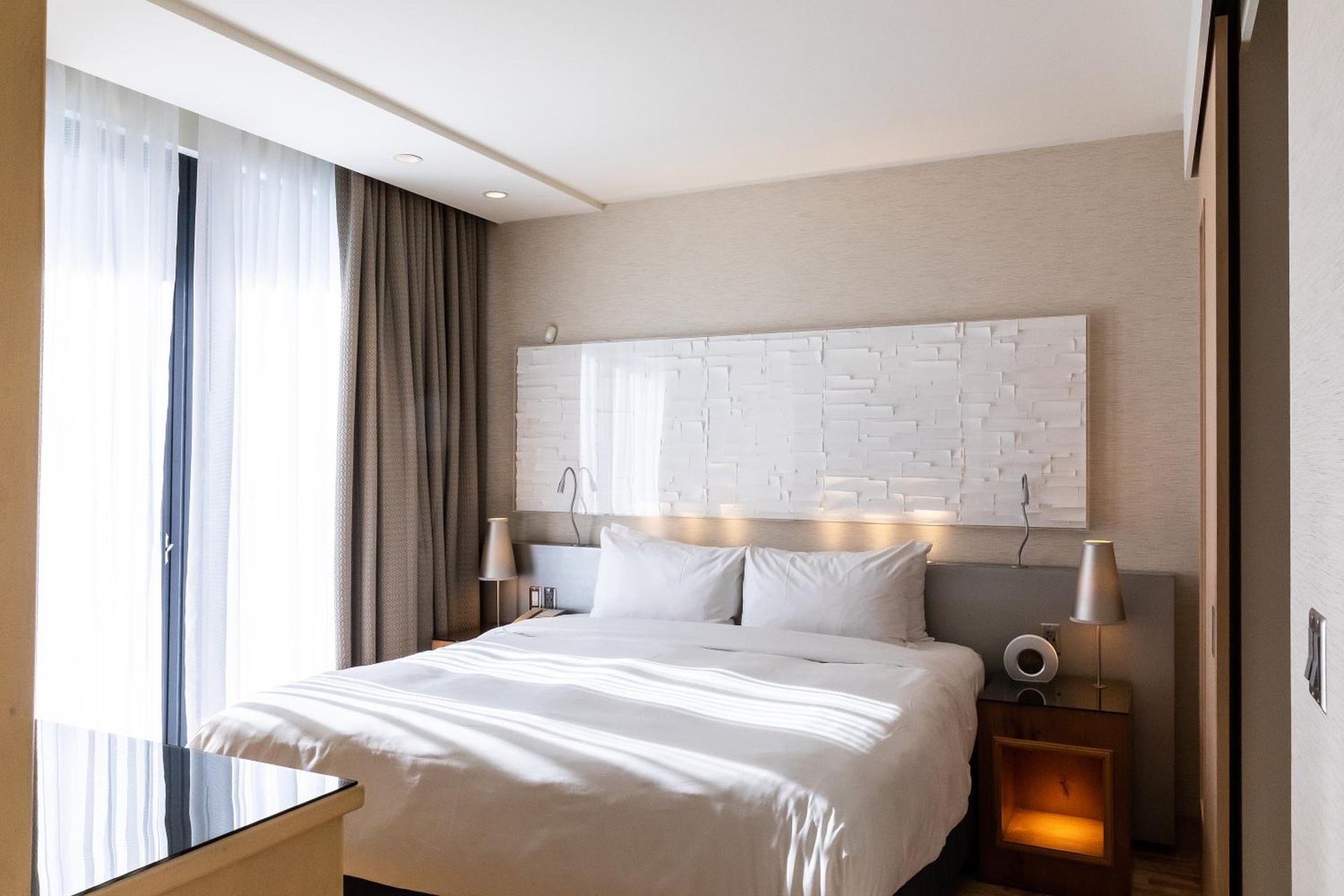 Radisson Blu Aqua Hotel, Chicago