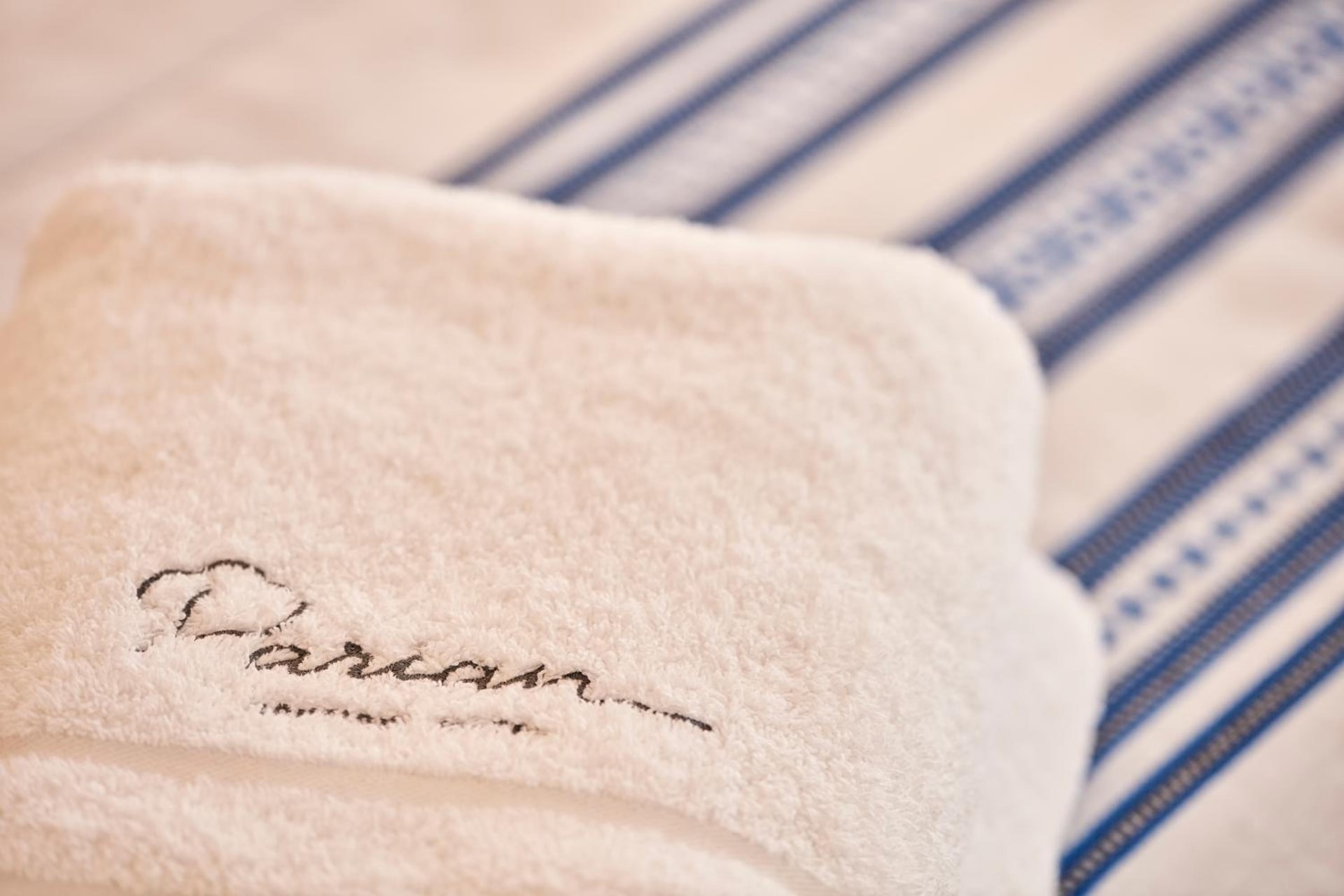 Parian Boutique Hotel