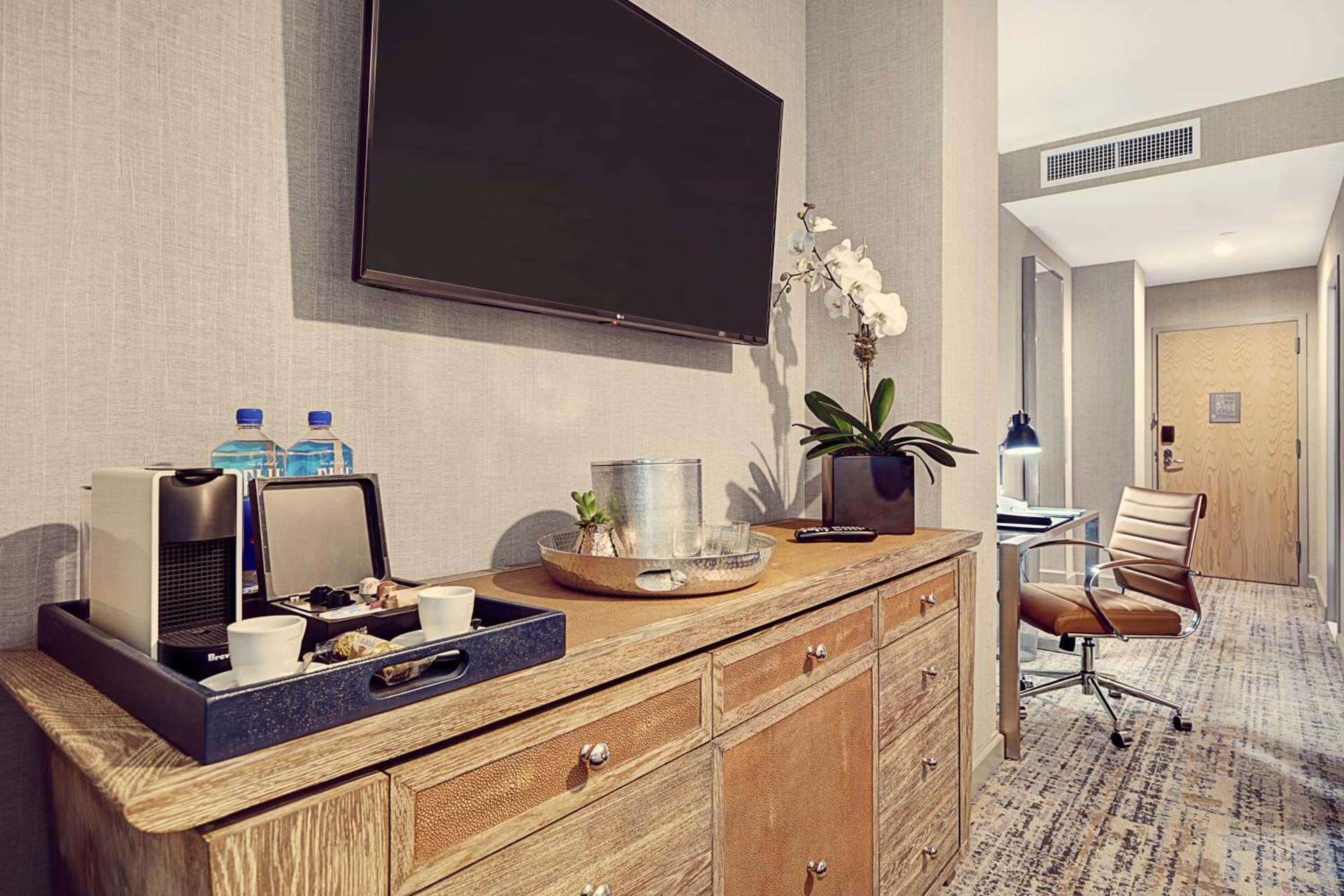 Artezen Hotel