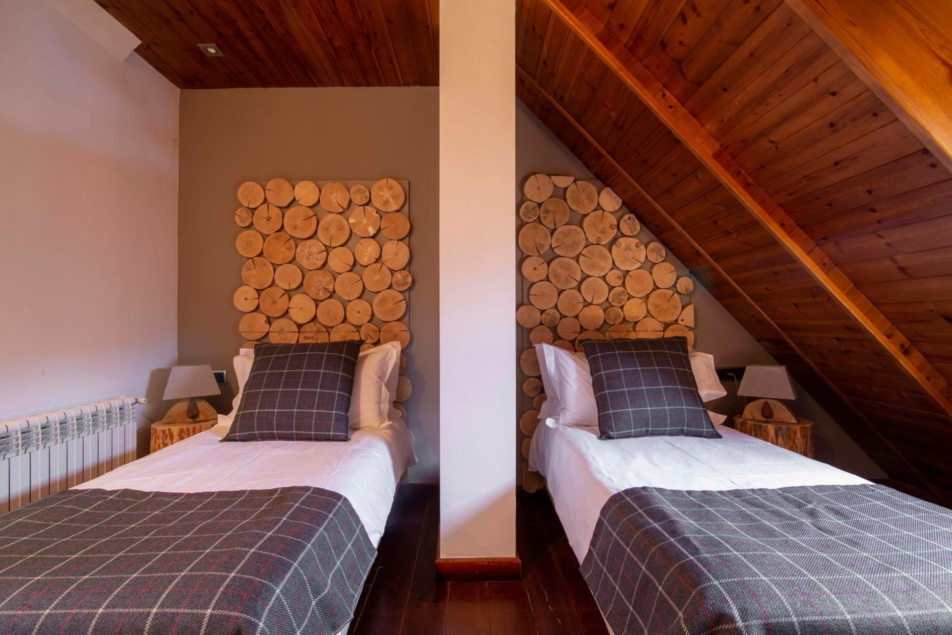 Eira Ski Lodge