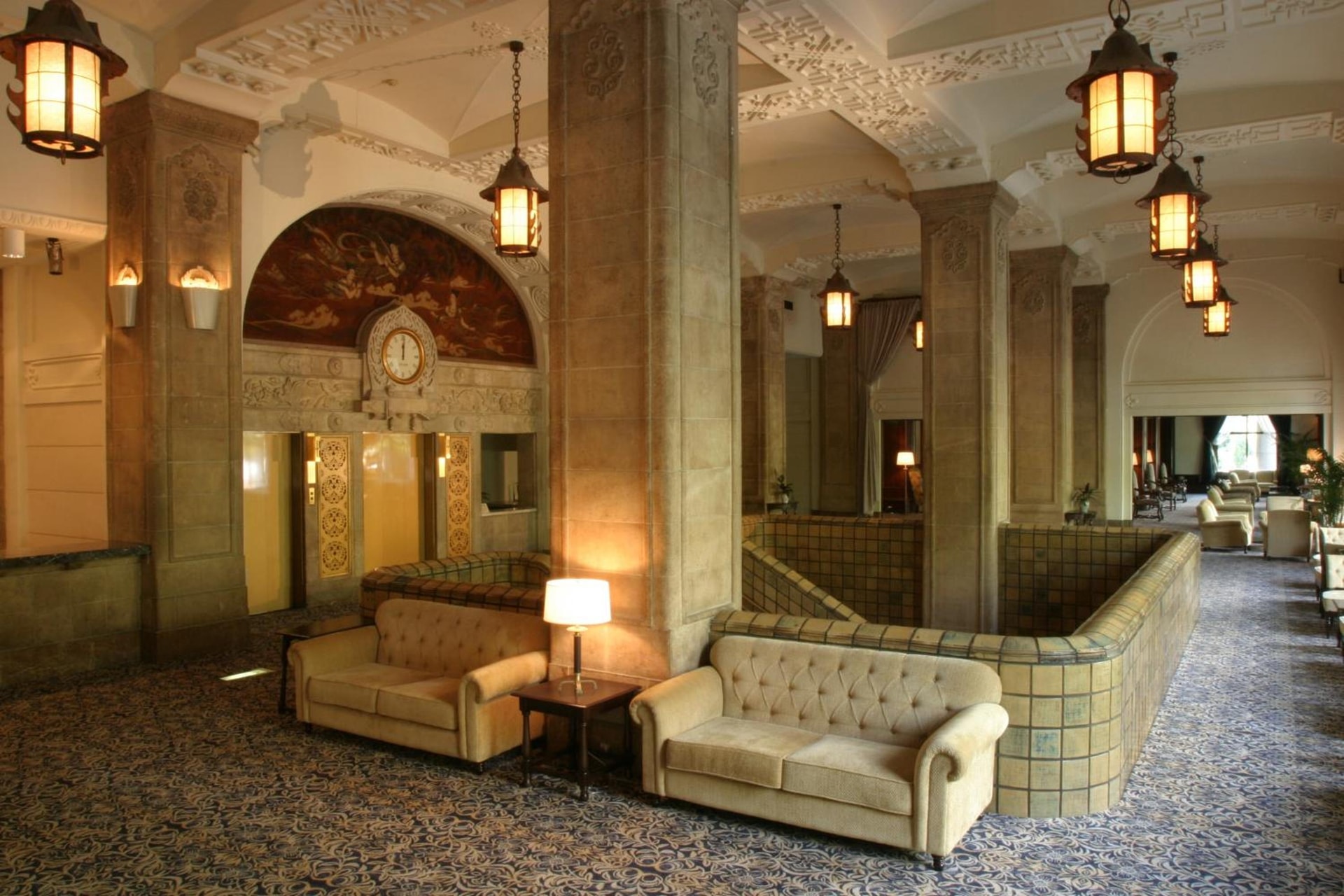 Hotel New Grand