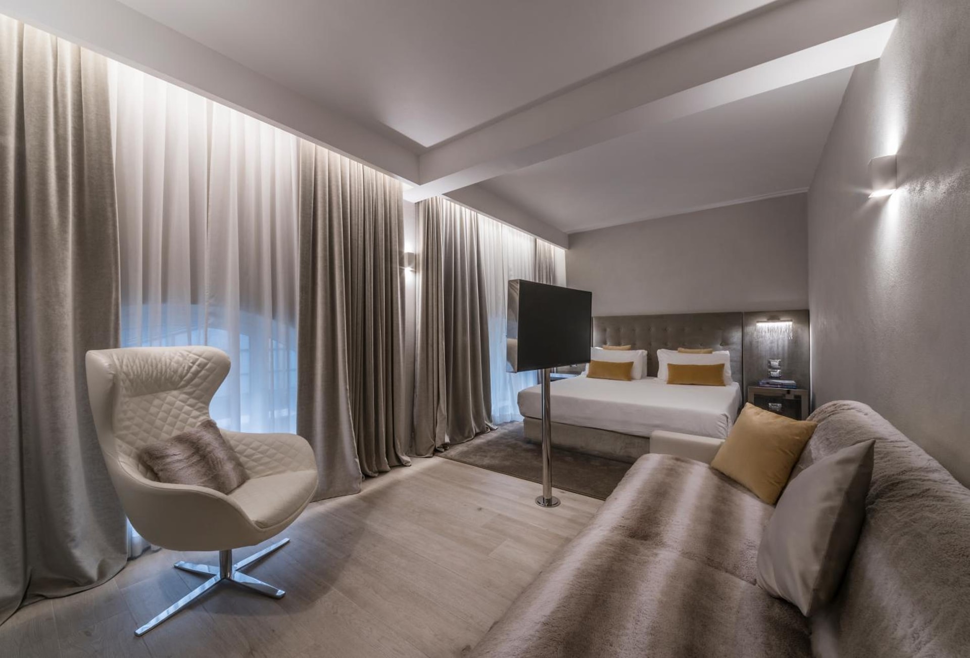 hotel room