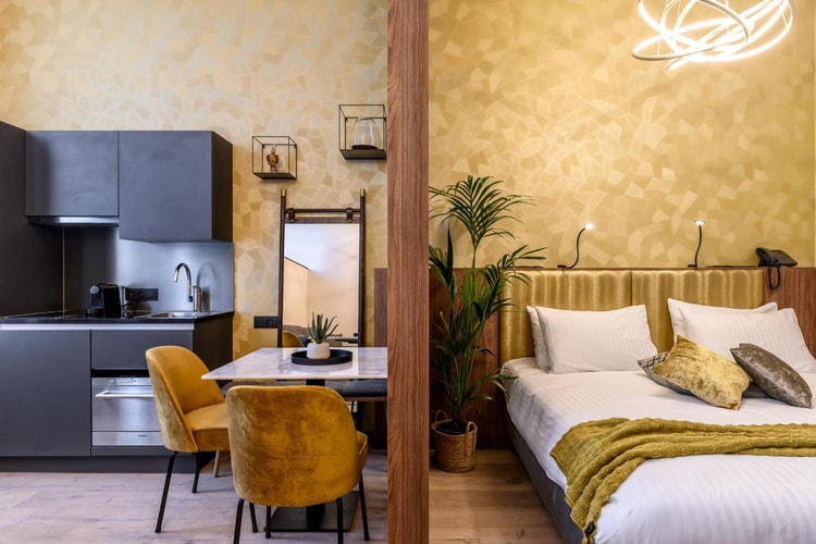 hotel image 0