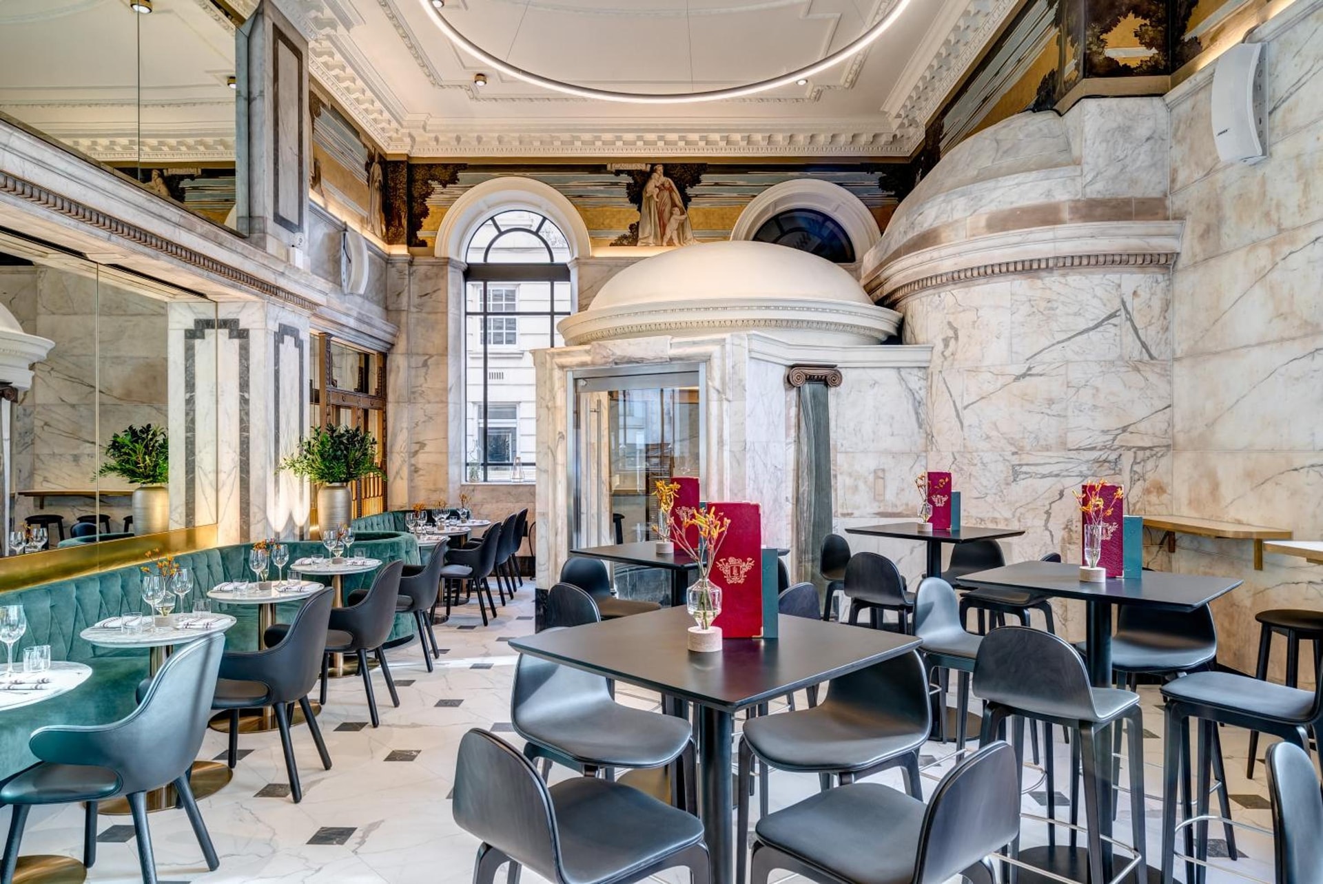 restaurant
