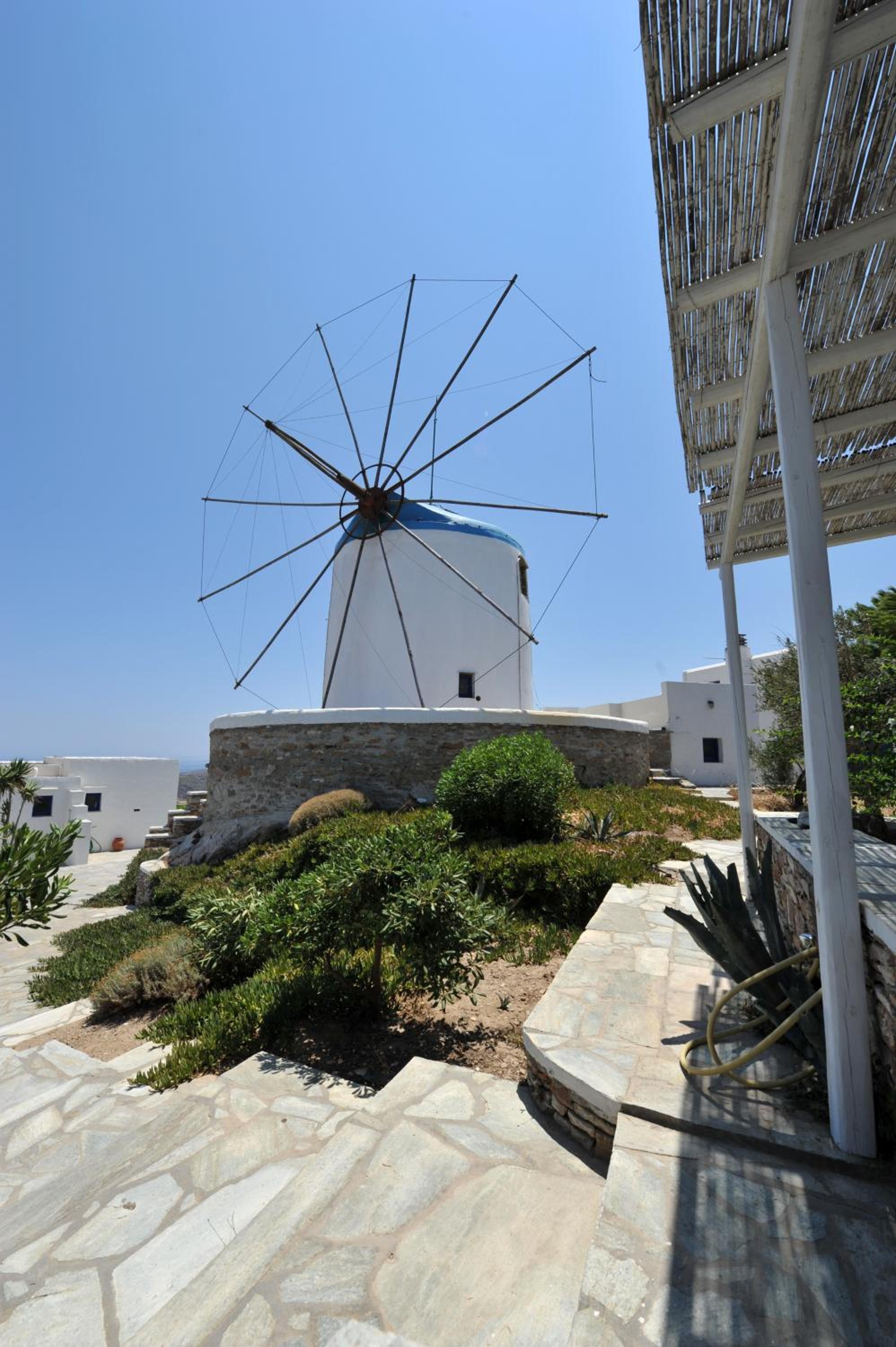 Windmill Bella Vista