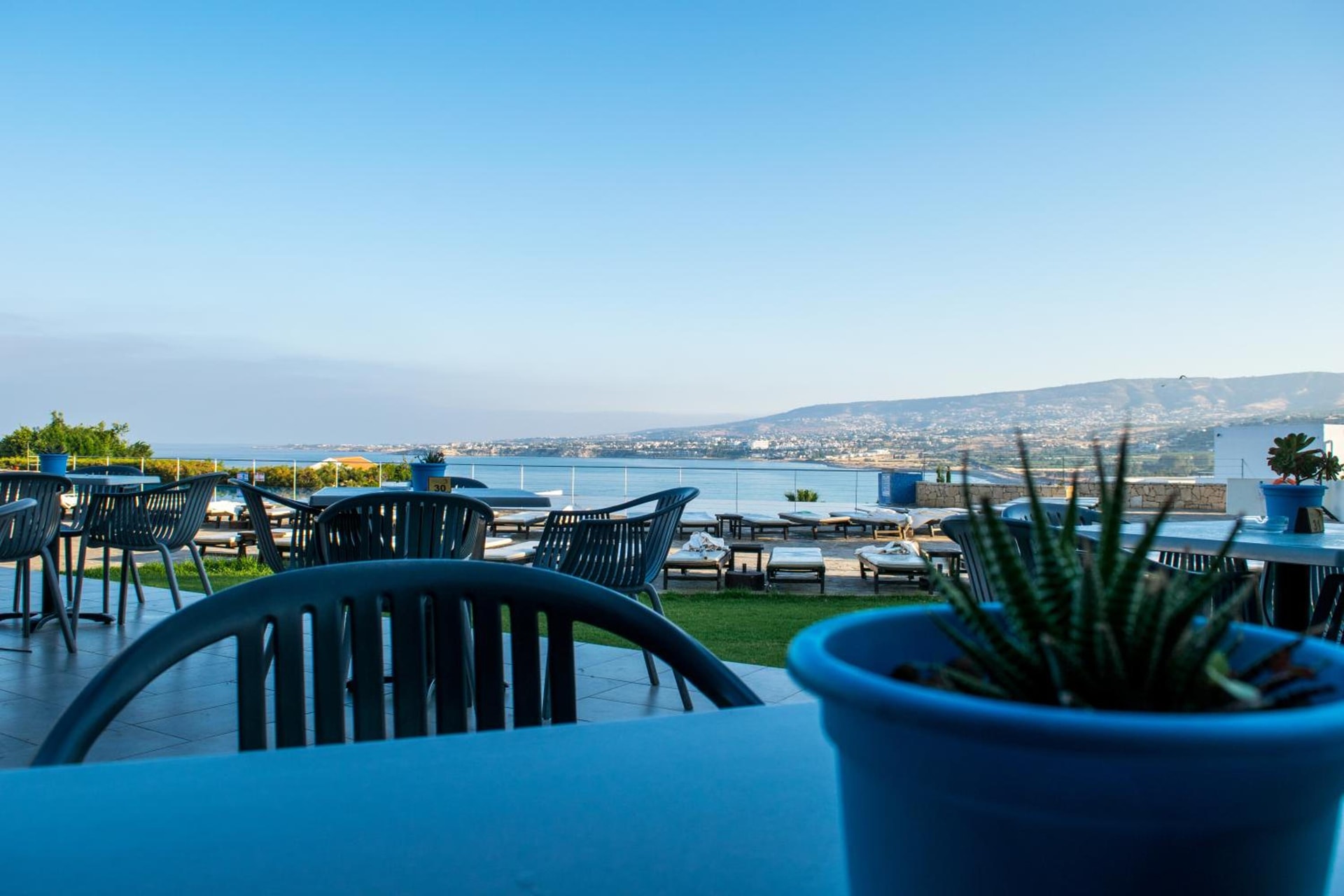 Theo Sunset Bay Hotel