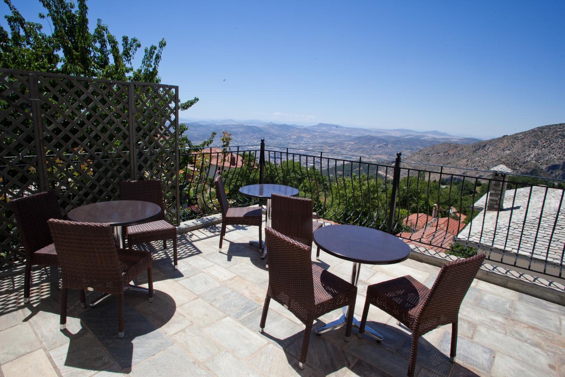 Erofili Hotel & Suites