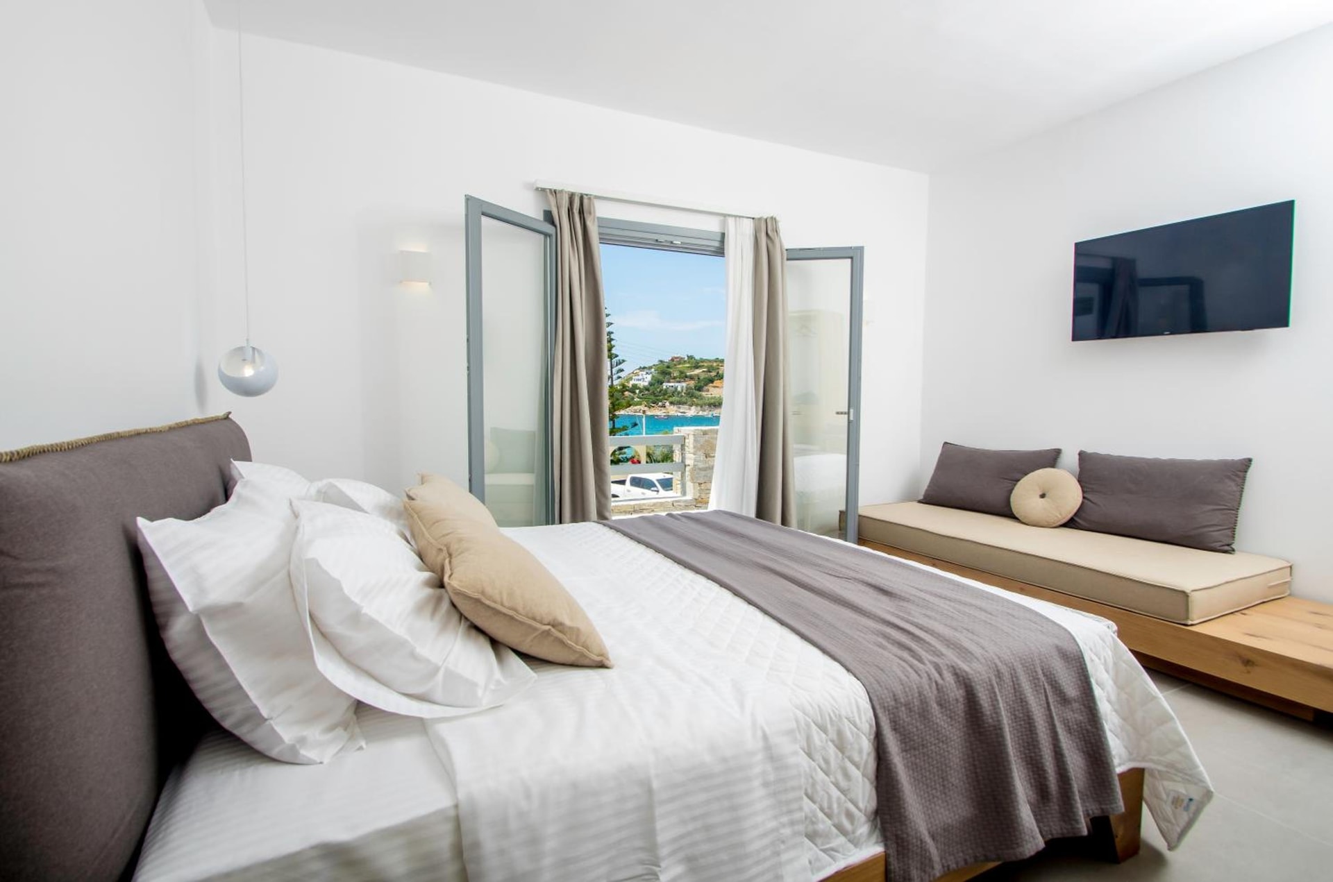 Oro Suites