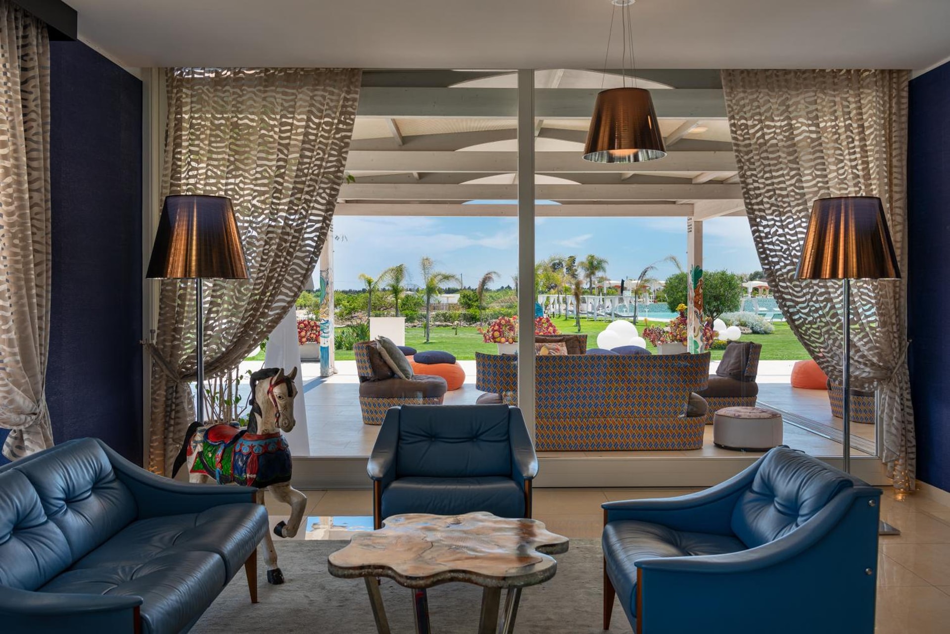 lounge